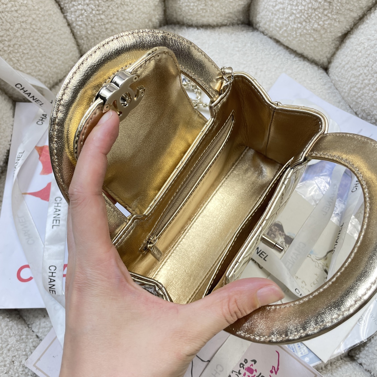 Chanel Style Leather Top Handle Bag style reference detail image 8 from source 776595