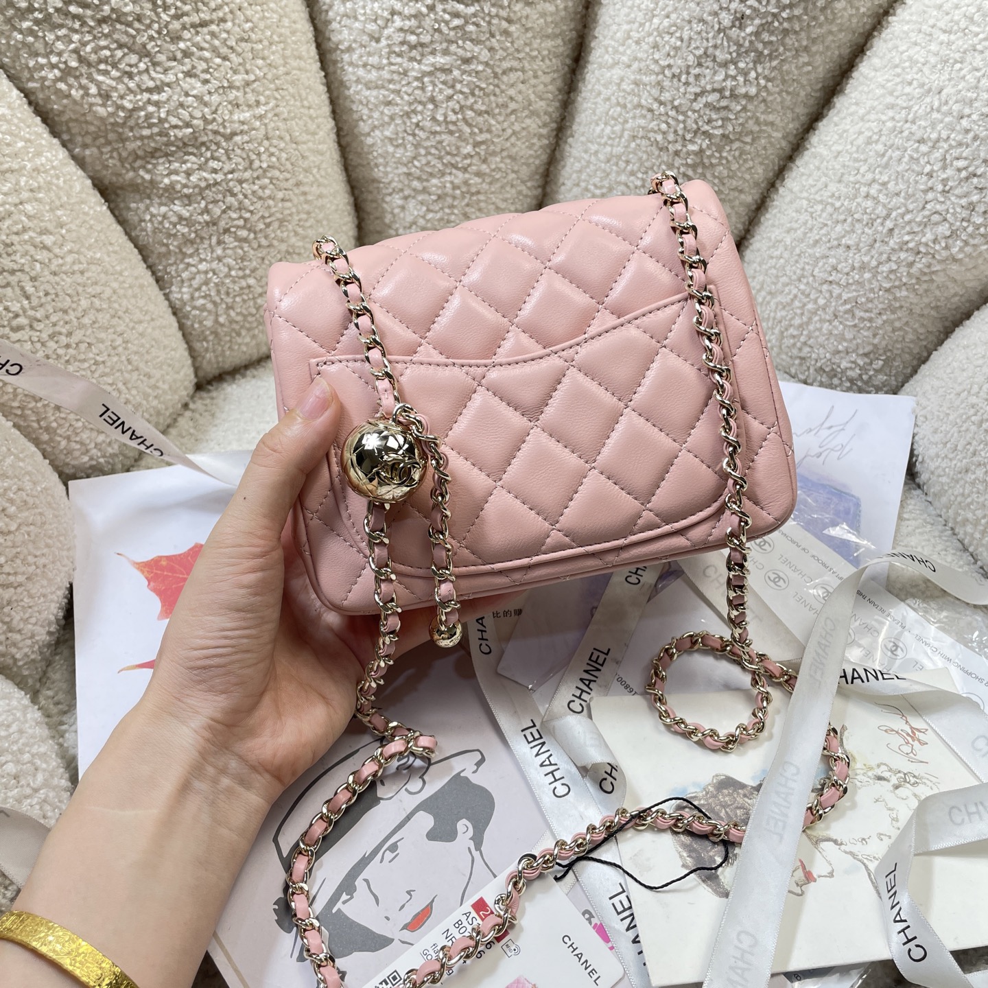 Chanel Style Pink Shoulder Bag style reference detail image 3 from source 776574