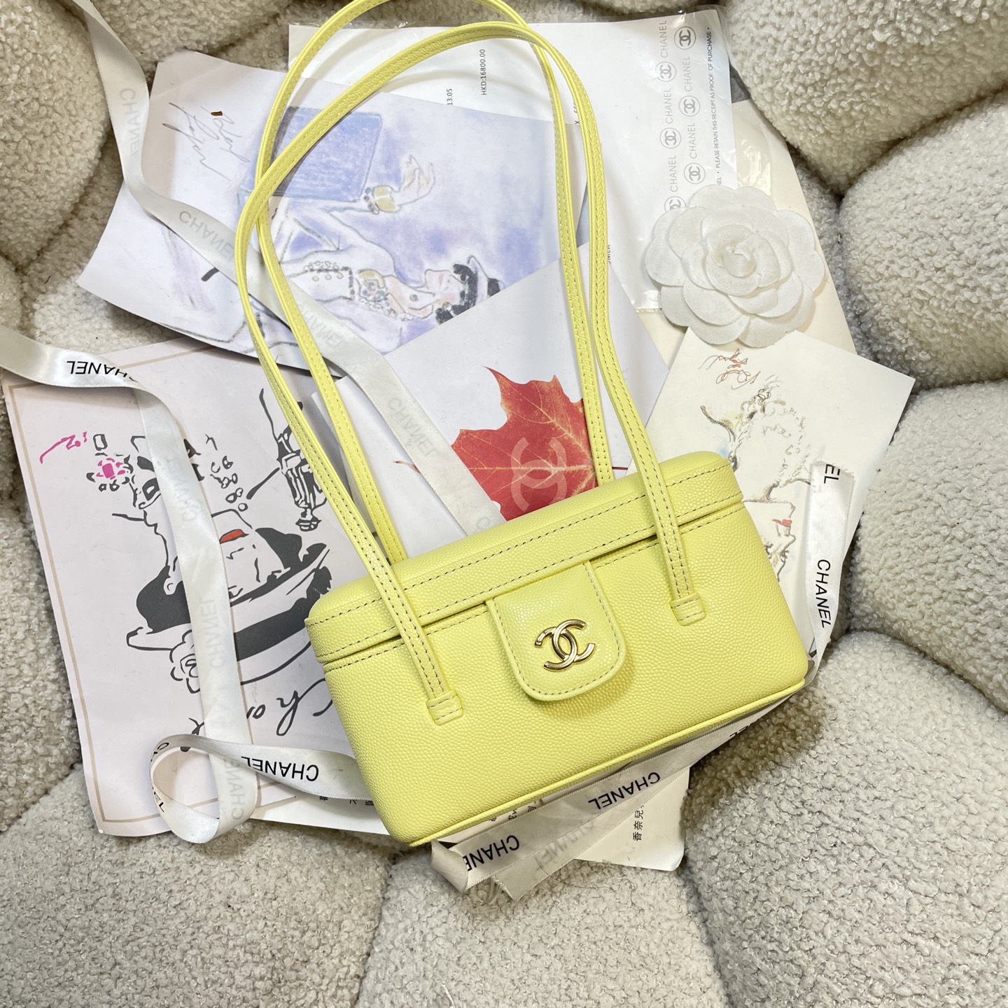 Chanel Style Shoulder Bag style reference detail image 5 from source 785957