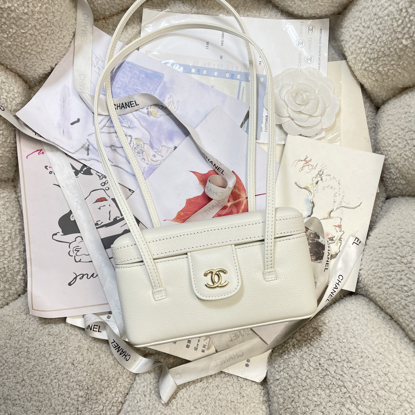 Chanel Style Shoulder Bag style reference detail image 5 from source 785941