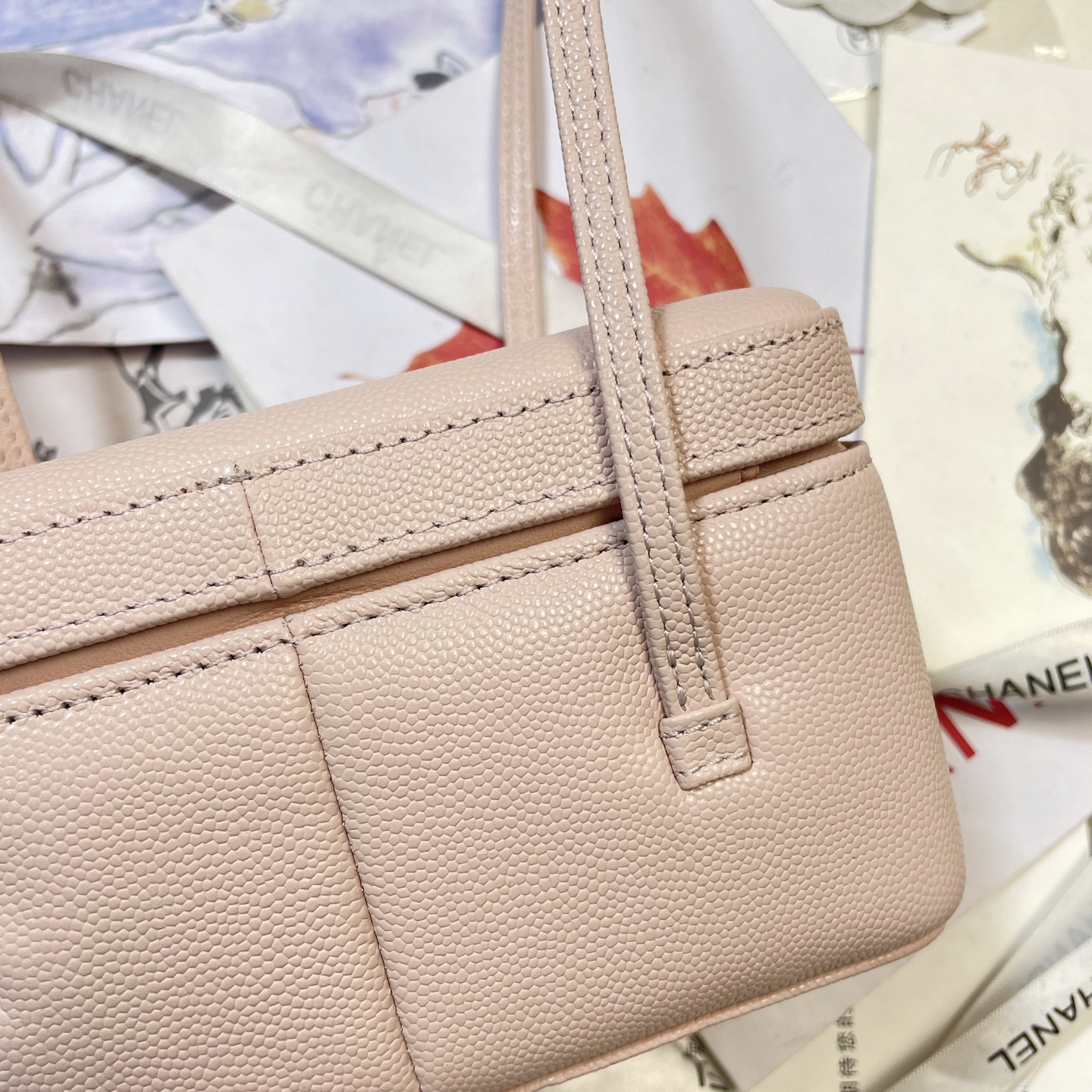 Chanel Style Shoulder Bag style reference detail image 7 from source 785964