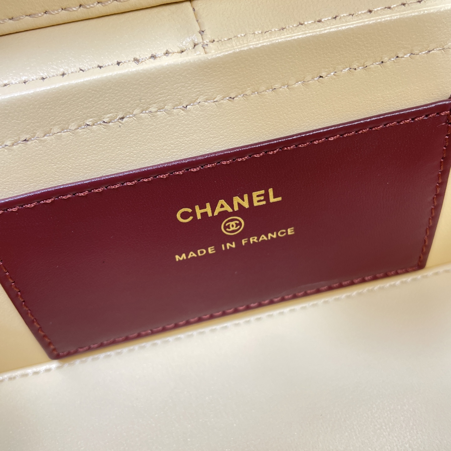 Chanel Style Shoulder Bag style reference detail image 9 from source 785950
