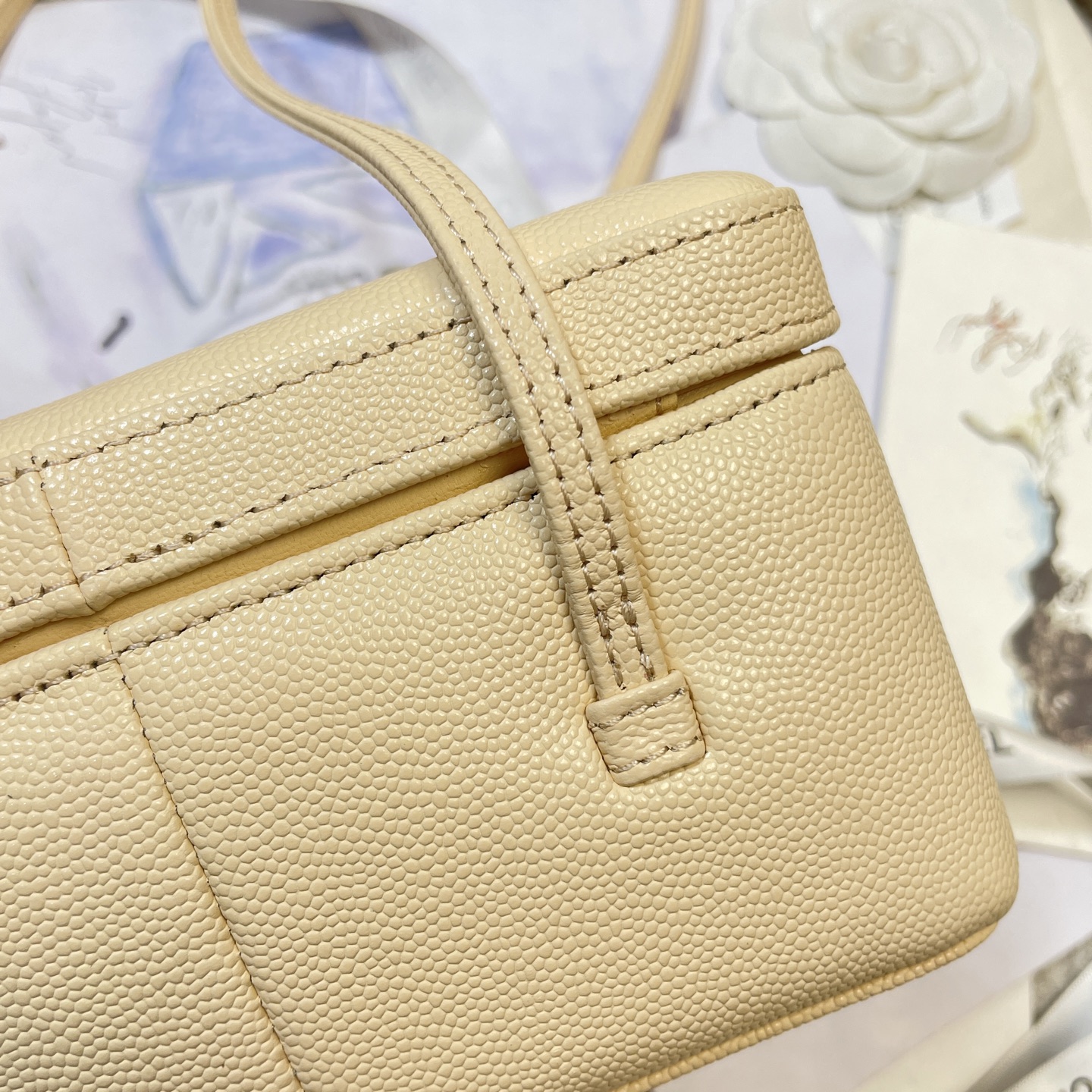 Chanel Style Shoulder Bag style reference detail image 7 from source 785950
