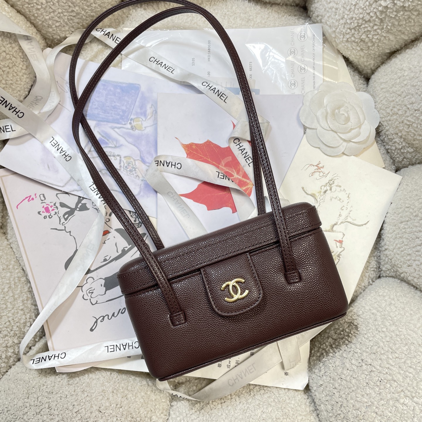 Chanel Style Shoulder Bag style reference detail image 5 from source 785951