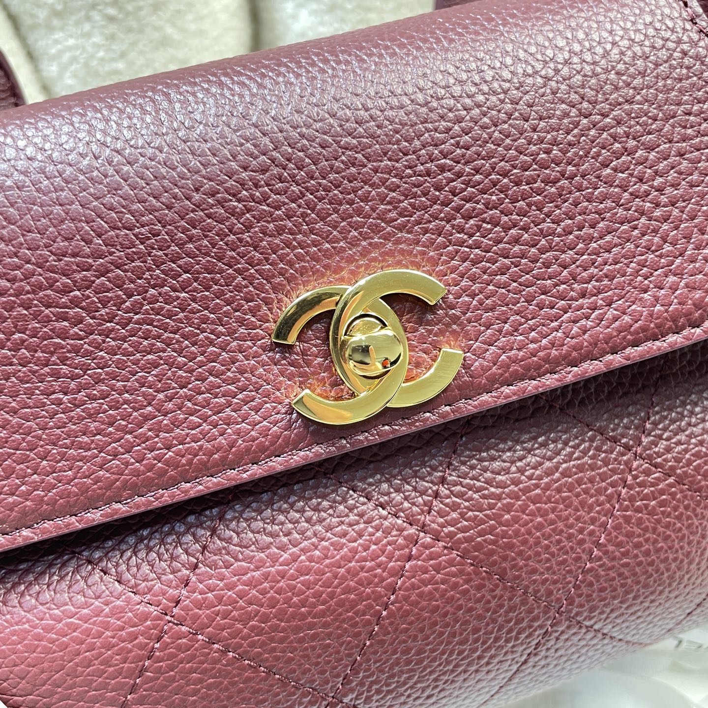 Chanel Style Black Leather Bag style reference detail image 5 from source 785956