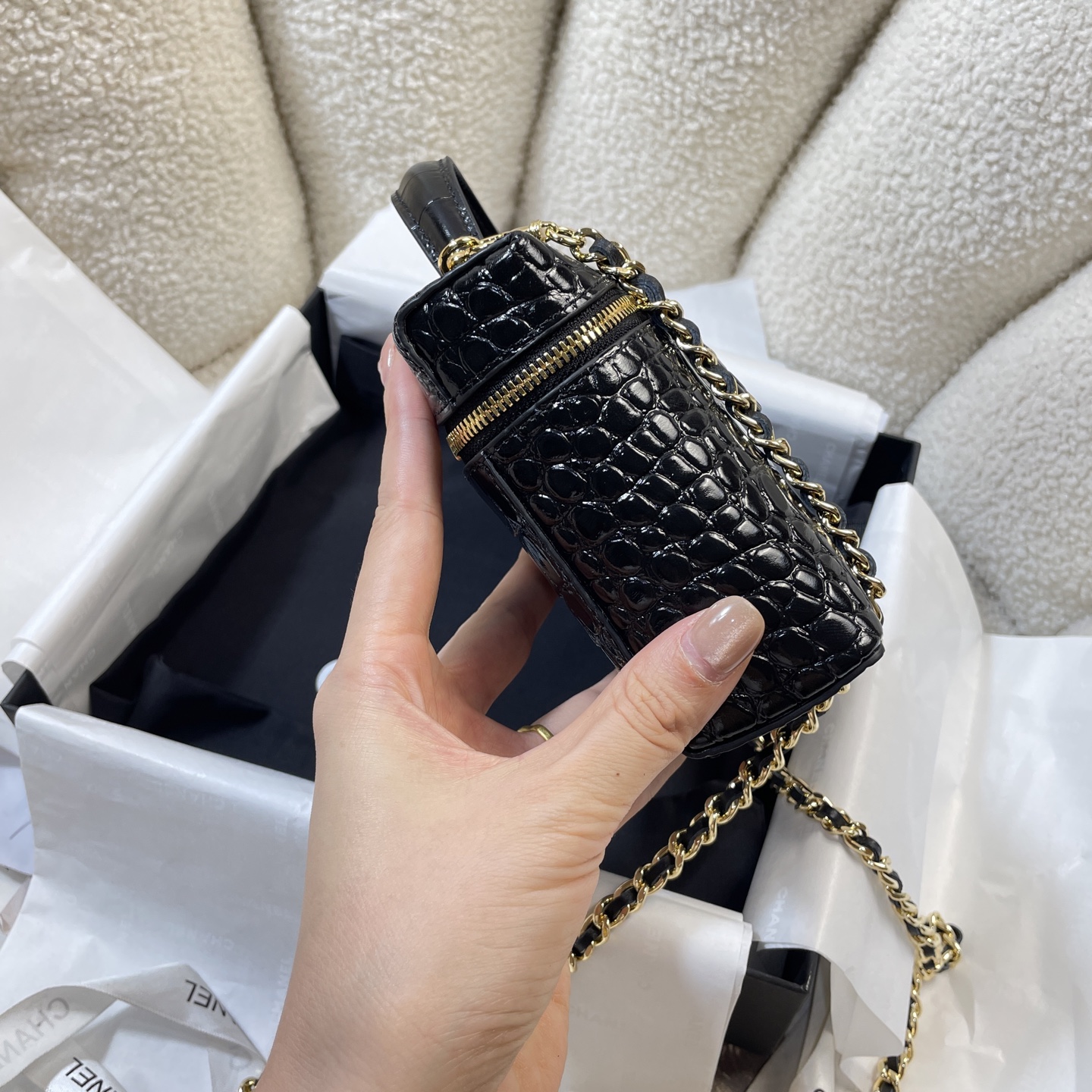 CHANEL Vanity With Chain
