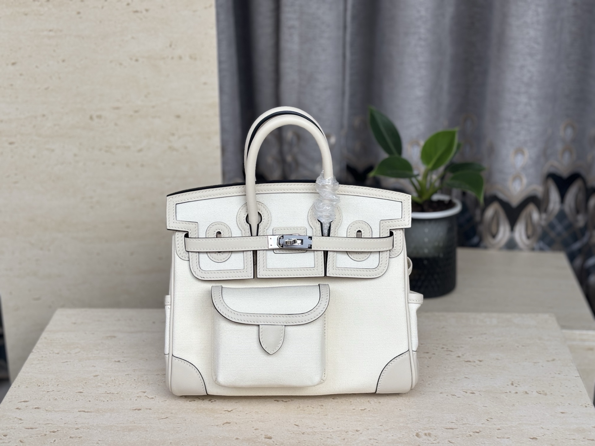 NO:698646,Cargo's new platinum 25CM. Handmade bag!  Wax thread hand sewing available from stock, cream white, Hermes, hermes, Hermes,19860909Cargo新款 铂金25CM. 手拎手工包！蜡线手缝 现货供应 奶油白,爱马仕,hermes,Hermes,,Bag