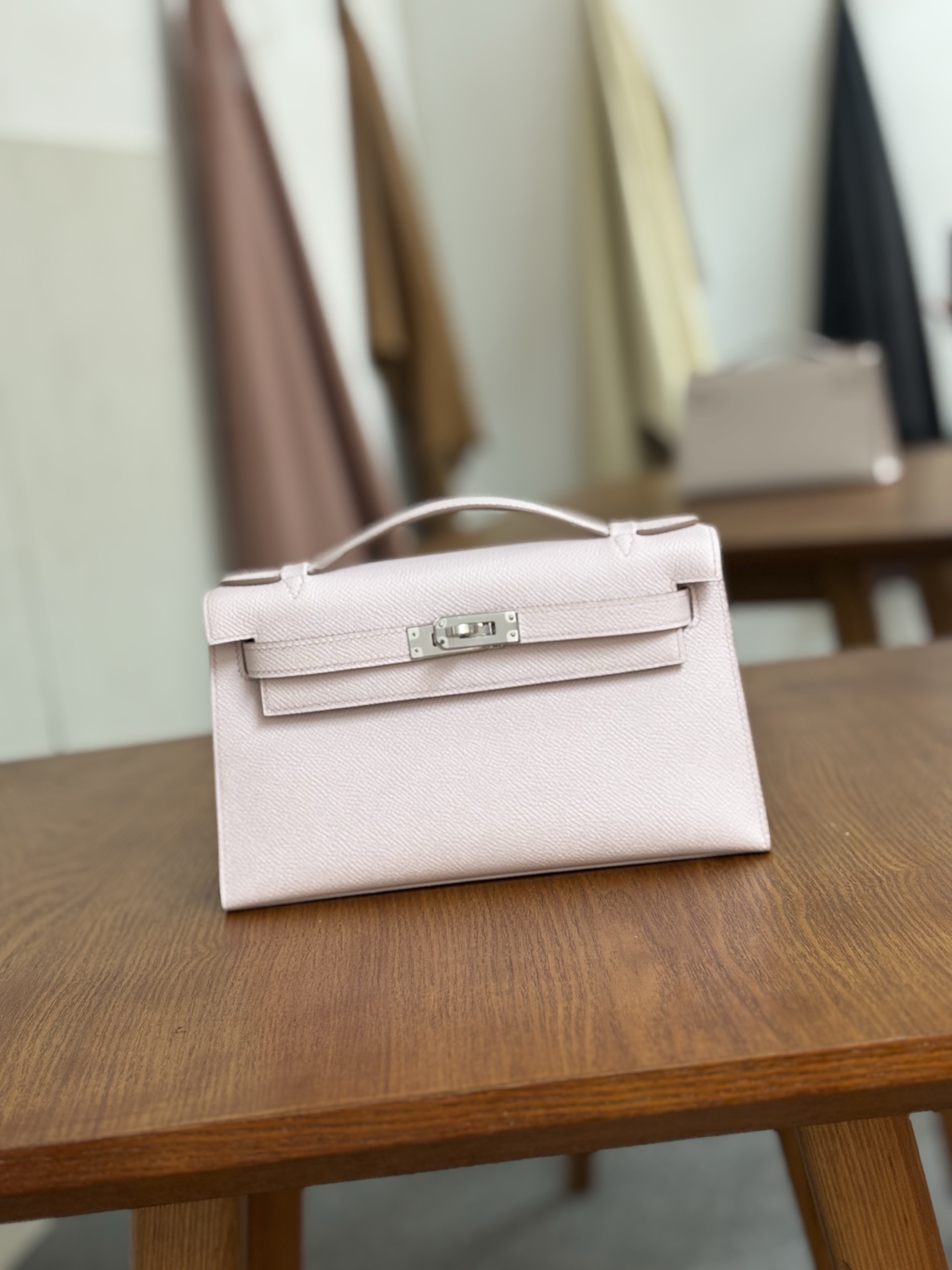 NO:699729,First Generation Mini Kelly 22cm Fantasy Pink Silver Buckle Imported Esom Leather Waxed Thread Fully Hand-sewn, Hermes, hermes, Hermes,19860909一代Mini Kelly 22cm 梦幻粉 银扣 进口esom皮 蜡线全手缝,爱马仕,hermes,Hermes,,Bag