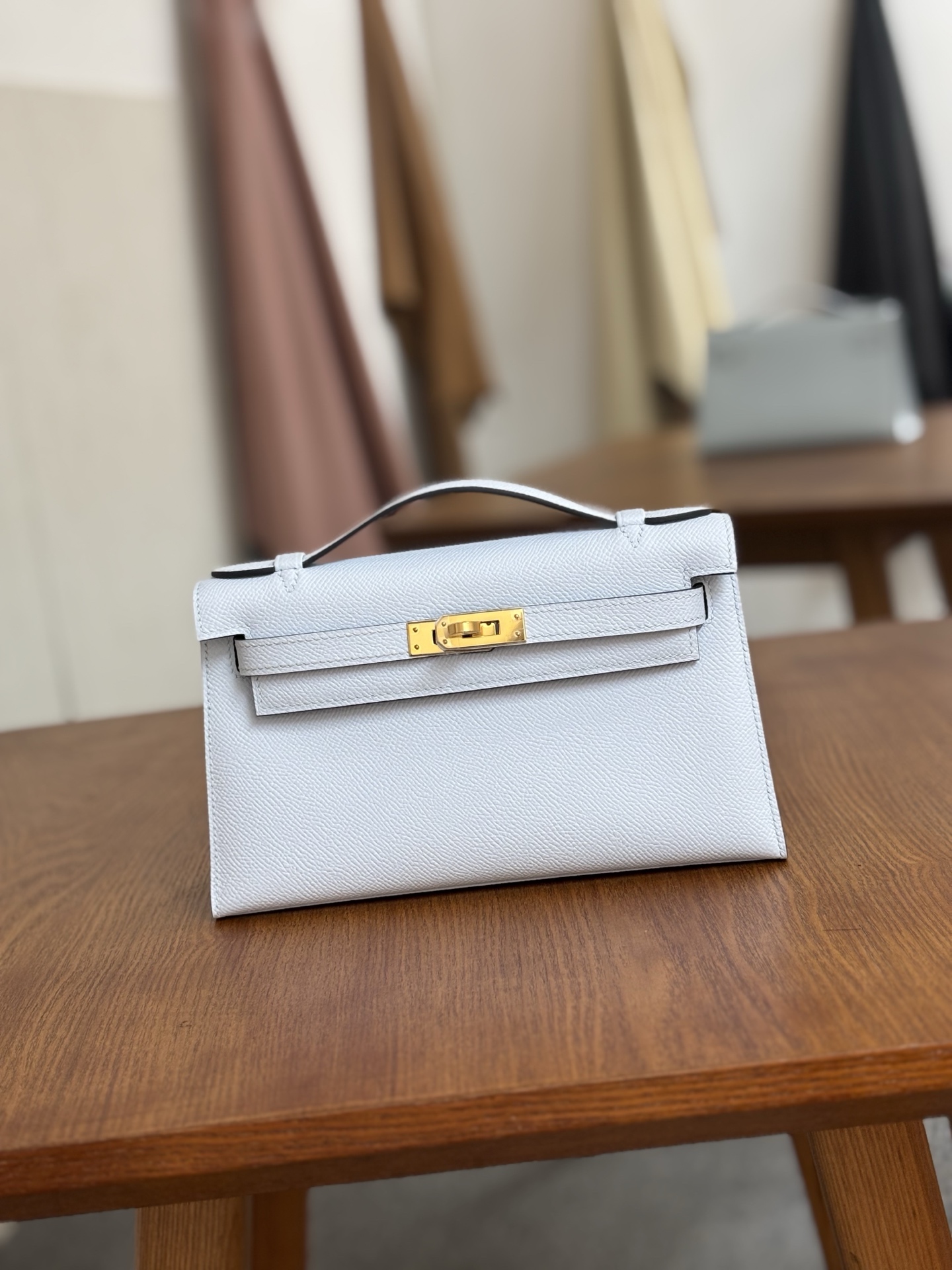 NO:699740,First generation Mini Kelly 22cm, haze blue, gold buckle, imported esom leather, waxed thread, fully hand-stitched, Hermes, hermes, Hermes,19860909一代Mini Kelly 22cm 雾霾蓝 金扣 进口esom皮 蜡线全手缝,爱马仕,hermes,Hermes,,Bag