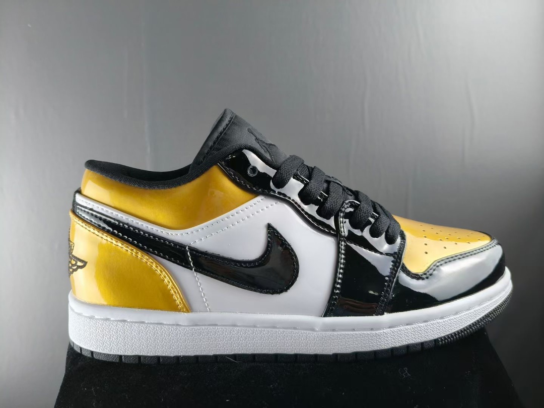 Air Jordan 1 LOW CQ9447-700