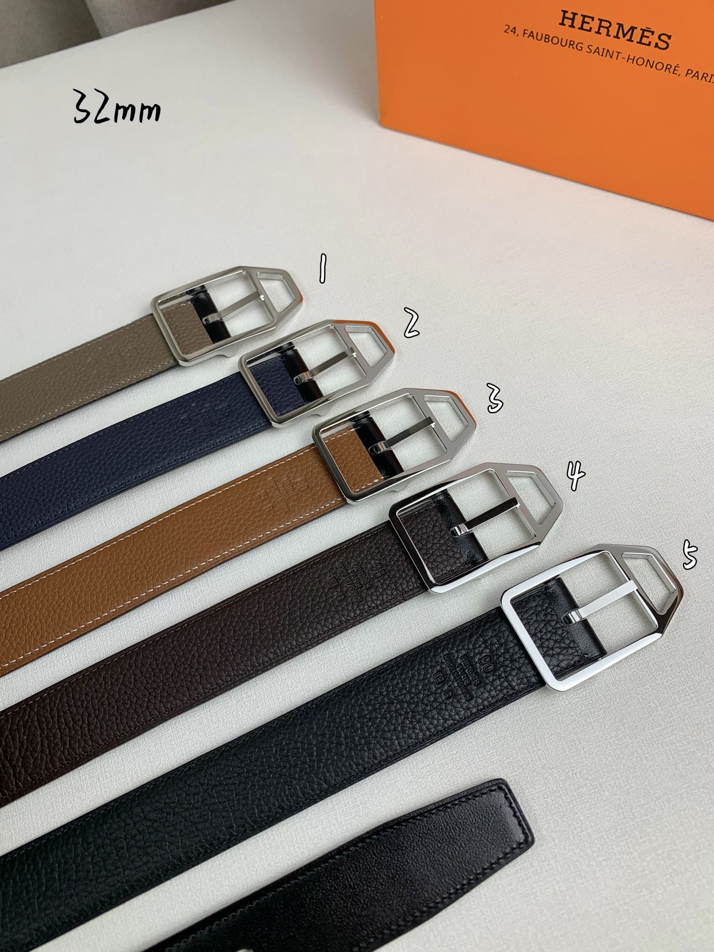   Hermès 爱马仕针扣  原单品质 进口头层牛皮 荔枝纹搭配黑色平纹   32mm宽  双面可用 
