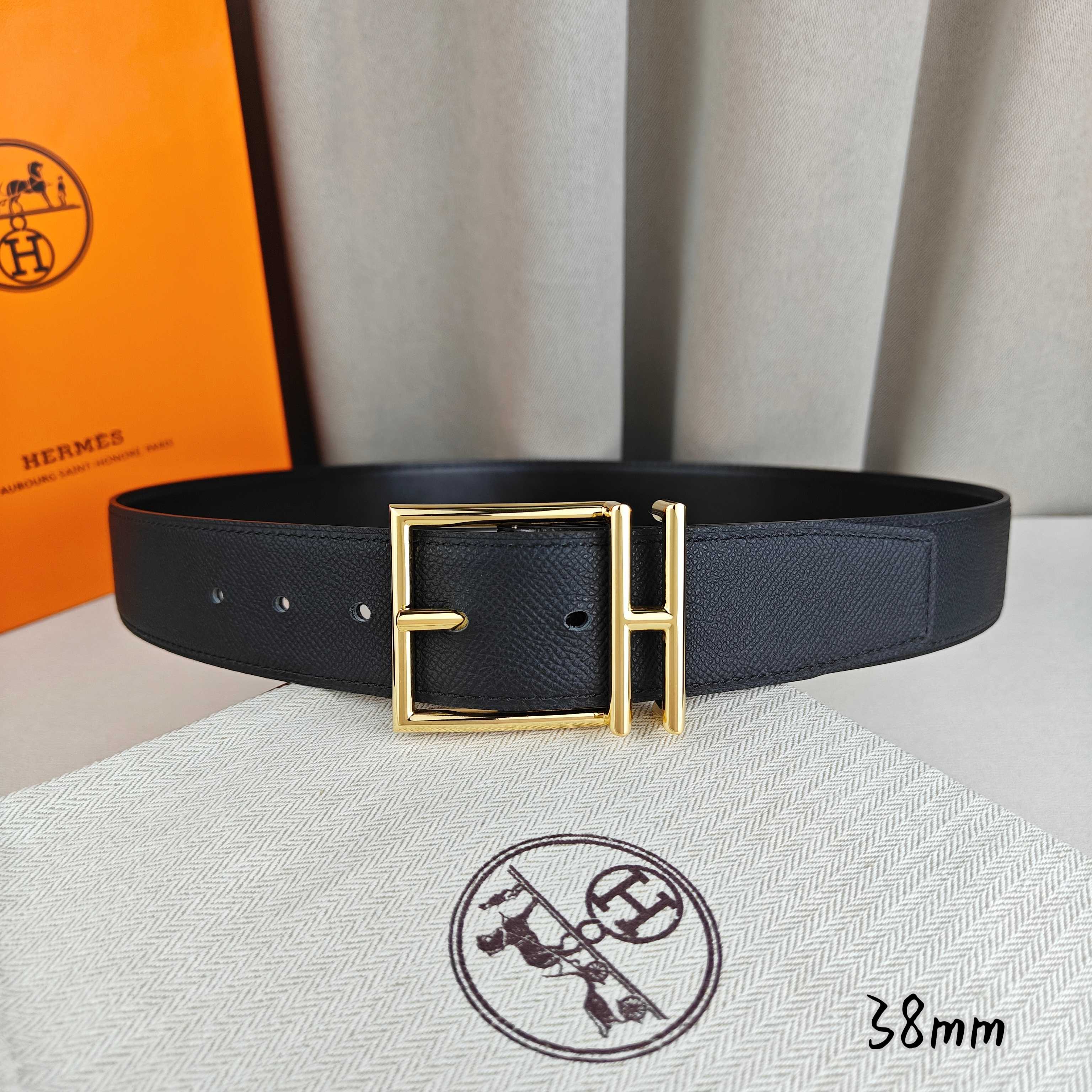 ZZ【配包装】Hermès 爱马仕针扣  原单品质 进口头层牛皮 靛蓝色手掌纹搭配黑色平纹   mm宽  双面可用  配官网H亮银/亮金扣