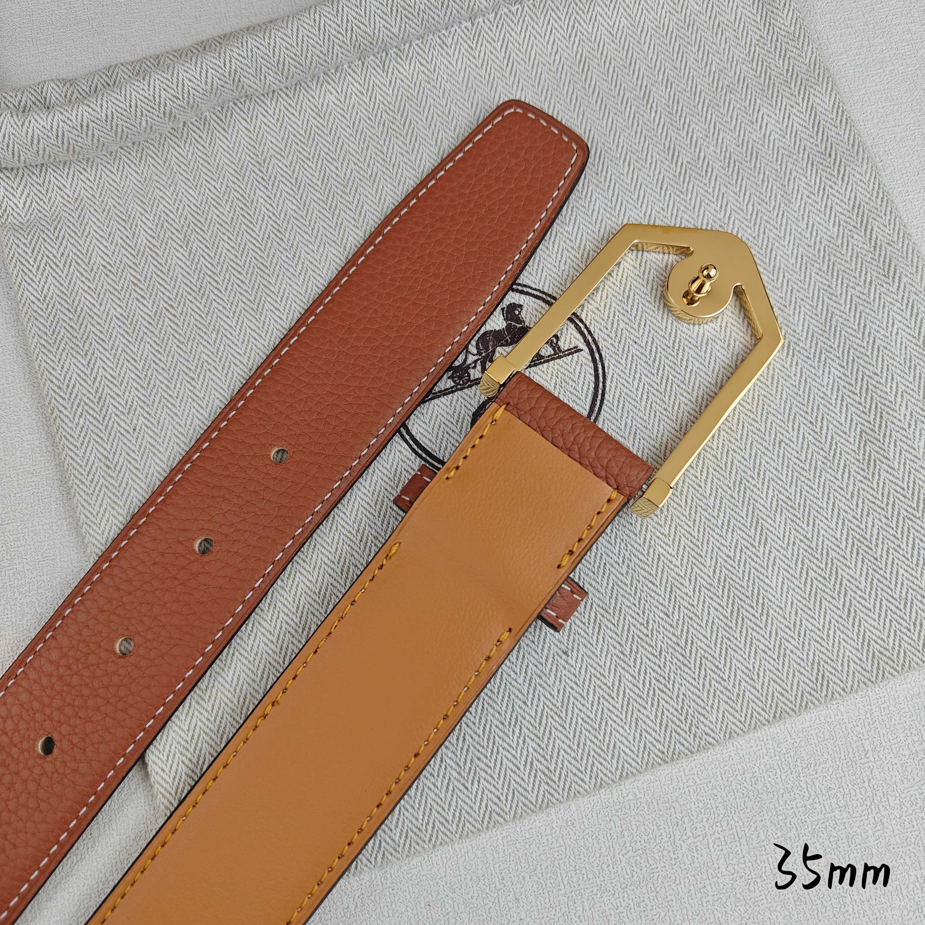 Hermès 爱马仕 新款皮带  原单品质  进口头层牛皮 土黄色荔枝纹面搭配土黄色平纹底  35mm宽