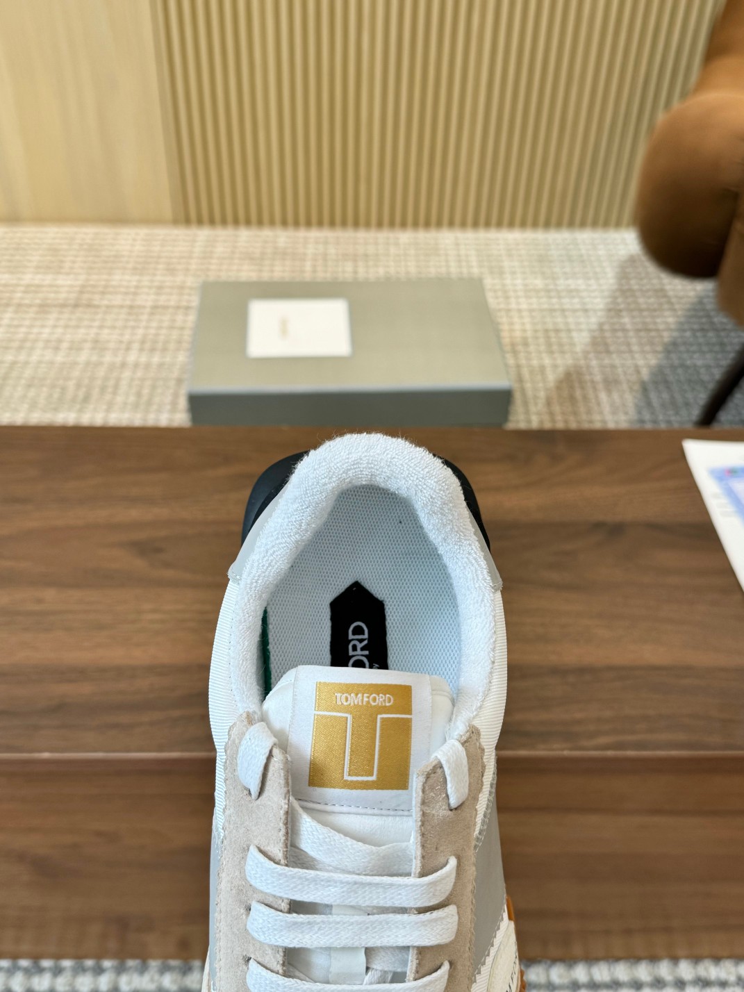 P360 Tom [TOM FORD] U.S. retro luz de lujo Parejas modelos de primavera y verano para llevar a otoño