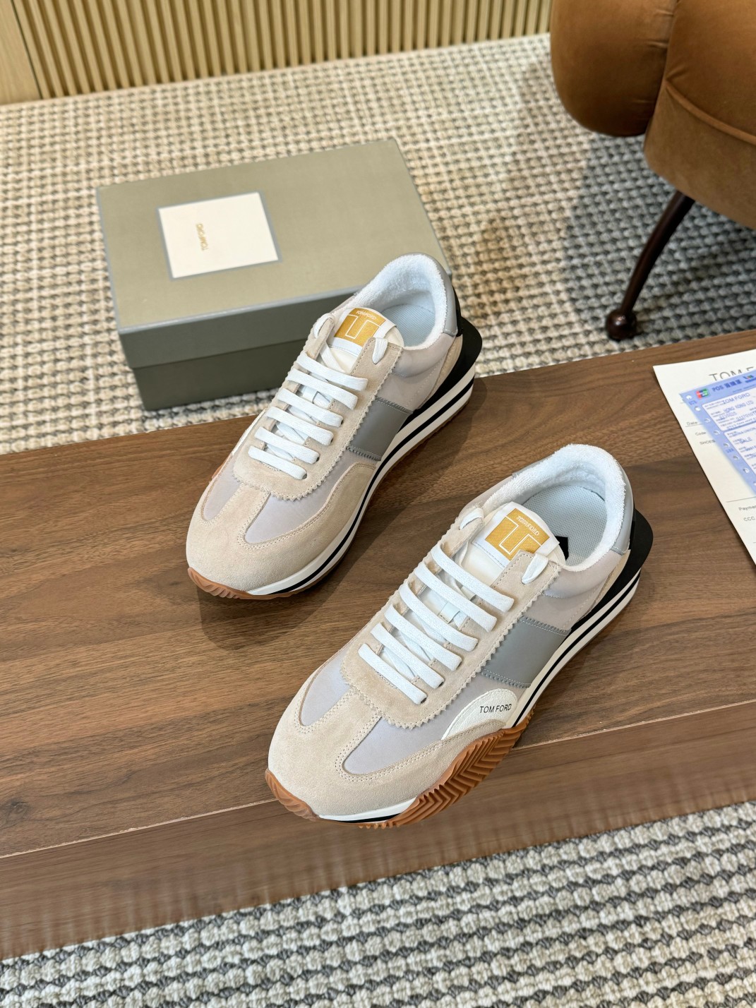 P360 Tom [TOM FORD] U.S. retro luz de lujo Parejas modelos de primavera y verano para llevar a otoño