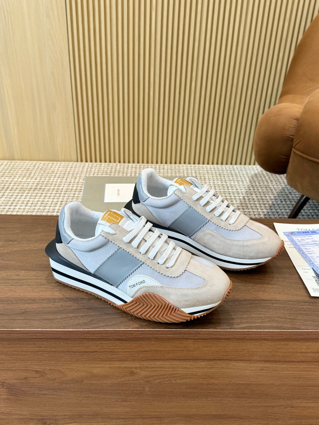 P360 Tom [TOM FORD] U.S. retro luz de lujo Parejas modelos de primavera y verano para llevar a otoño