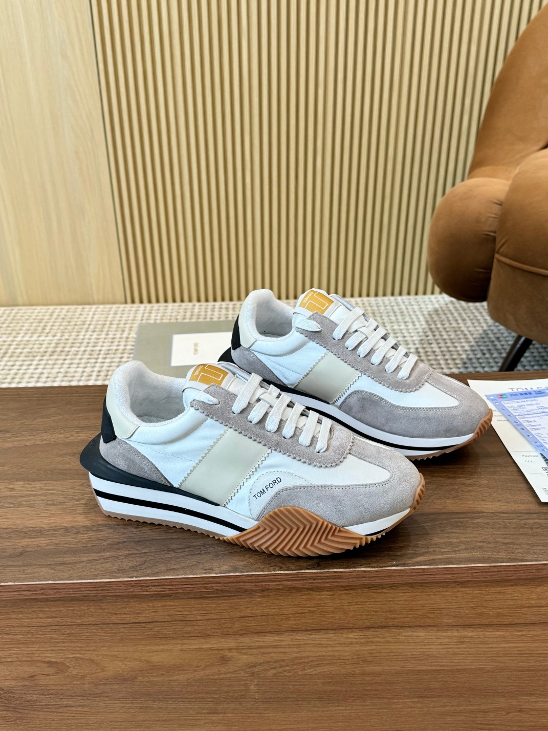 P360 Tom [TOM FORD] U.S. retro luz de lujo Parejas modelos de primavera y verano para llevar a otoño