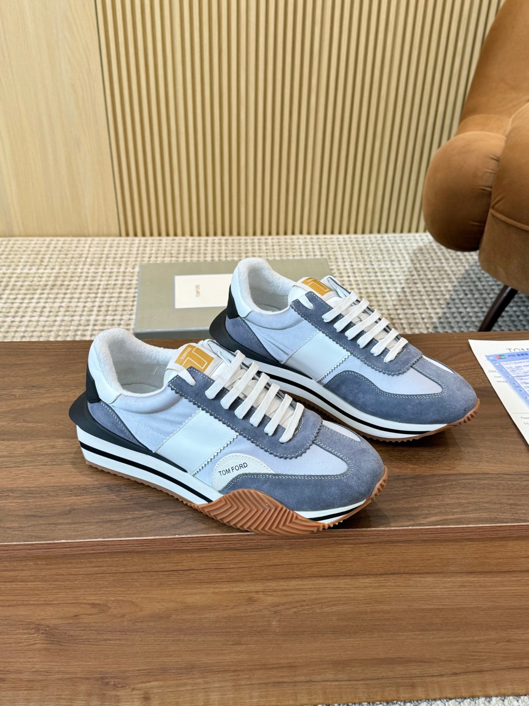 P360 Tom [TOM FORD] U.S. retro luz de lujo Parejas modelos de primavera y verano para llevar a otoño