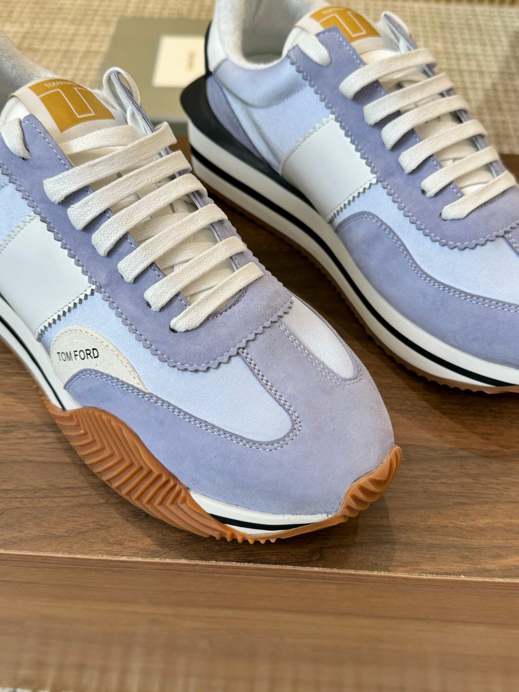 P360 Tom [TOM FORD] U.S. retro luz de lujo Parejas modelos de primavera y verano para llevar a otoño