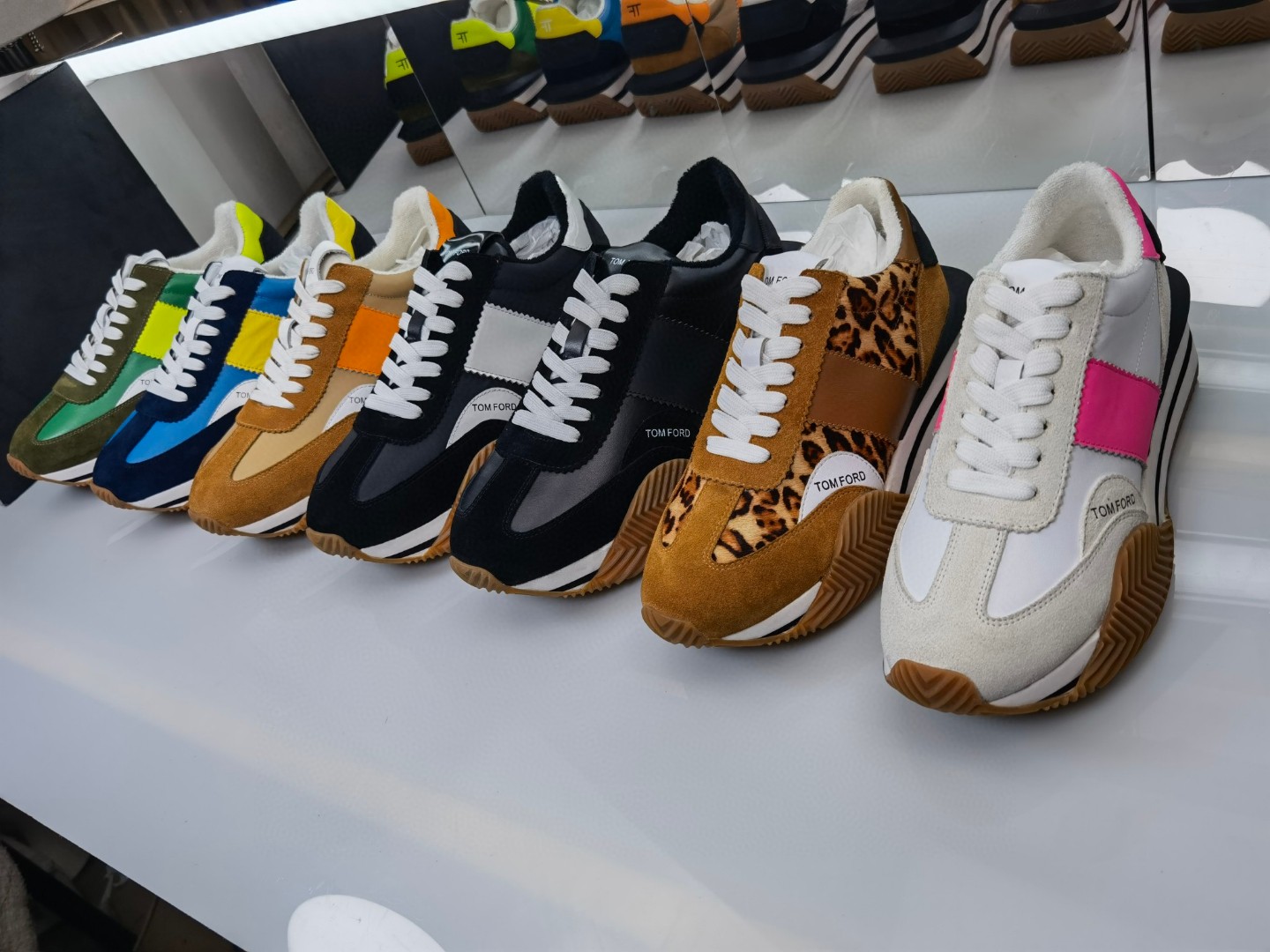 P360 Tom [TOM FORD] U.S. retro luz de lujo Parejas modelos de primavera y verano para llevar a otoño