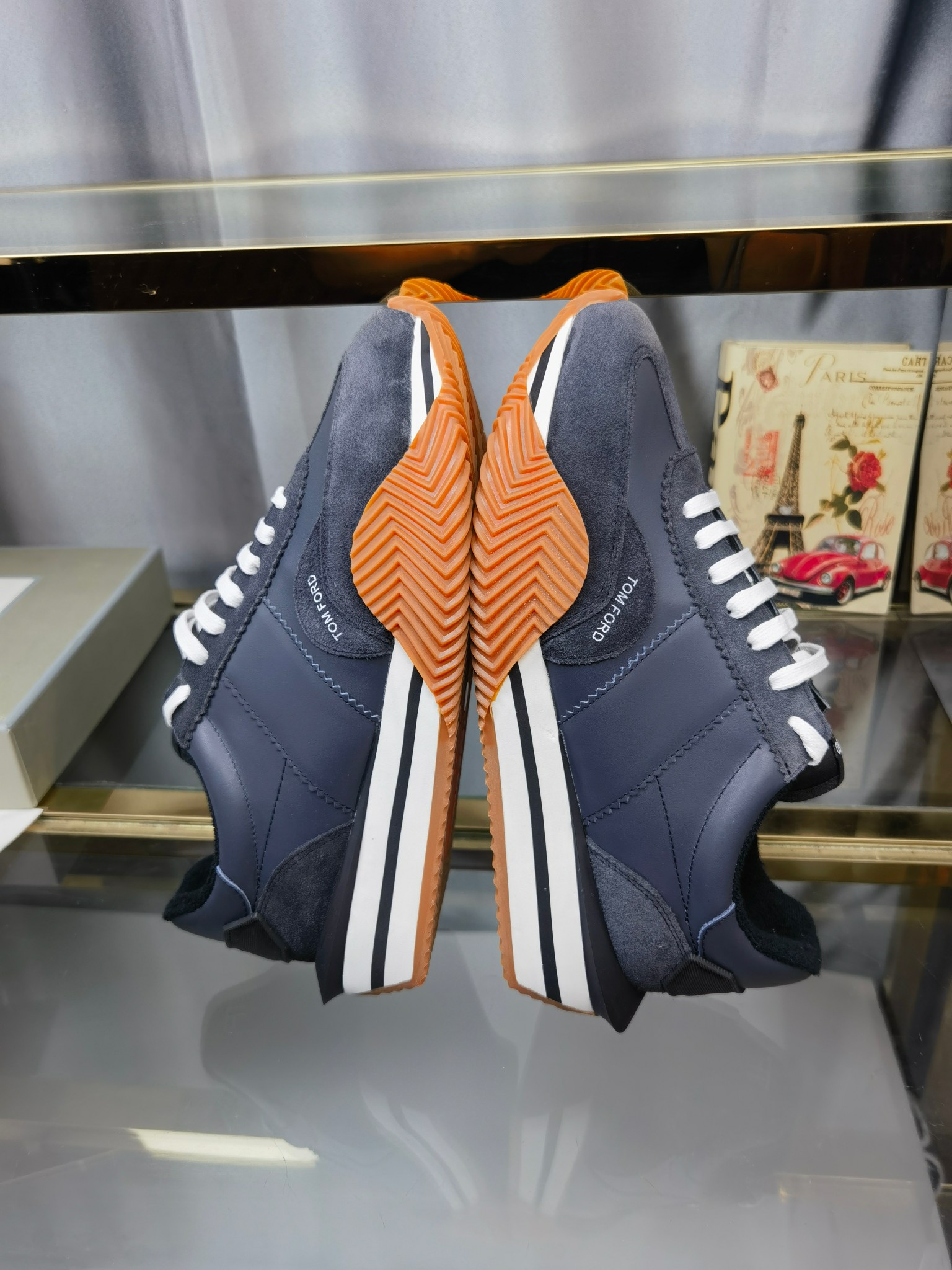 P360 Tom [TOM FORD] U.S. retro luz de lujo Parejas modelos de primavera y verano para llevar a otoño