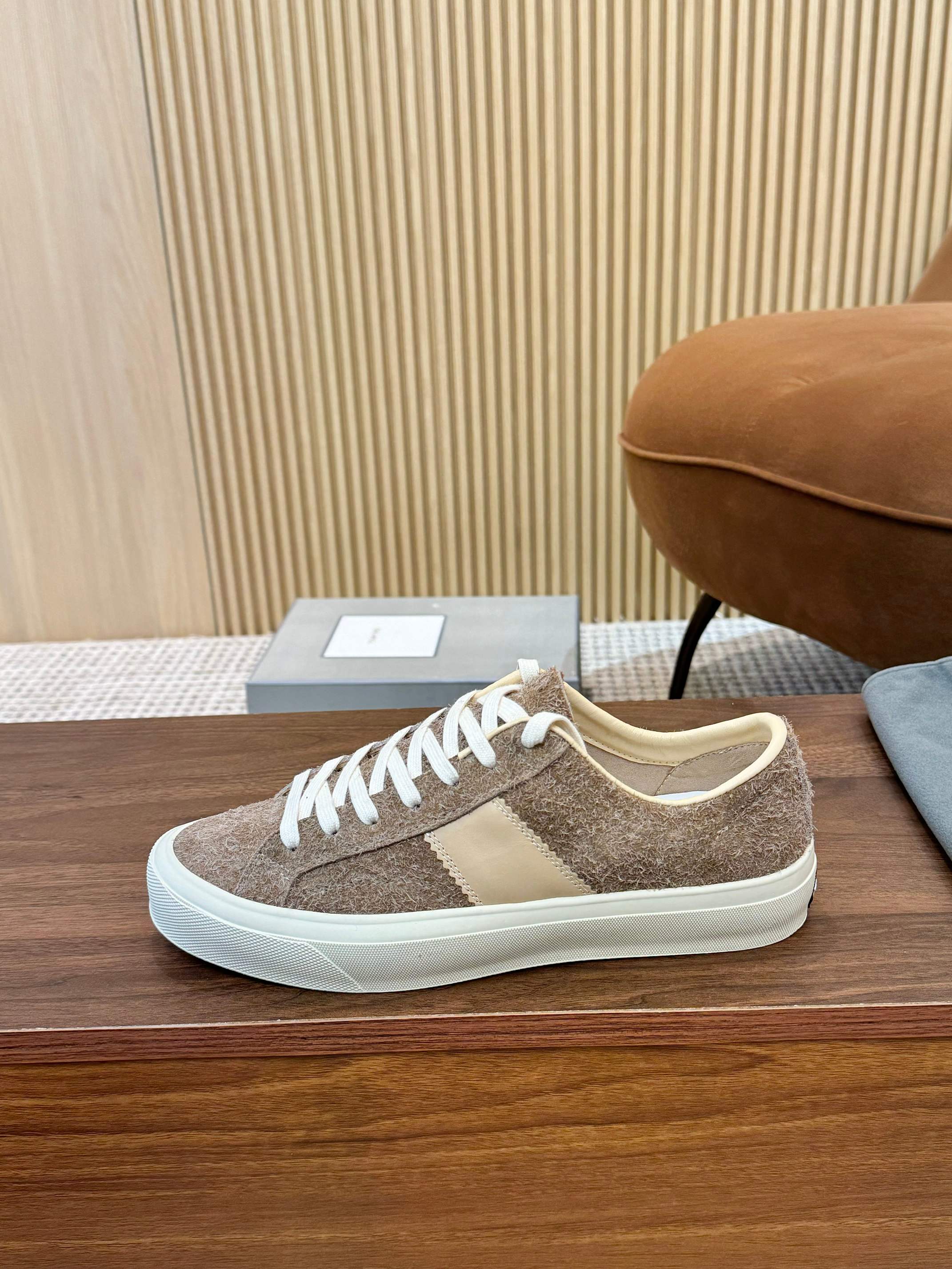 Tom Ford Men's Suede Low-Top Sneakers Casual Fashion Sneakers 1 Tom Ford Men's Suede Low-Top Sneakers Casual Fashion Sneakers