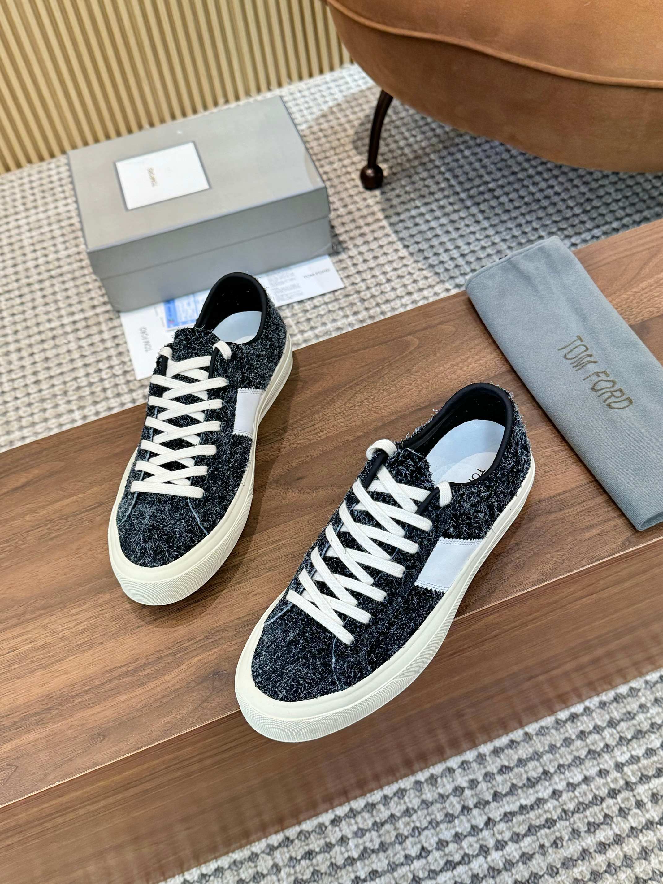 Tom Ford Men's Black and White Suede Low-Top Sneakers - Iconic Style 4 a1746411165391 8110