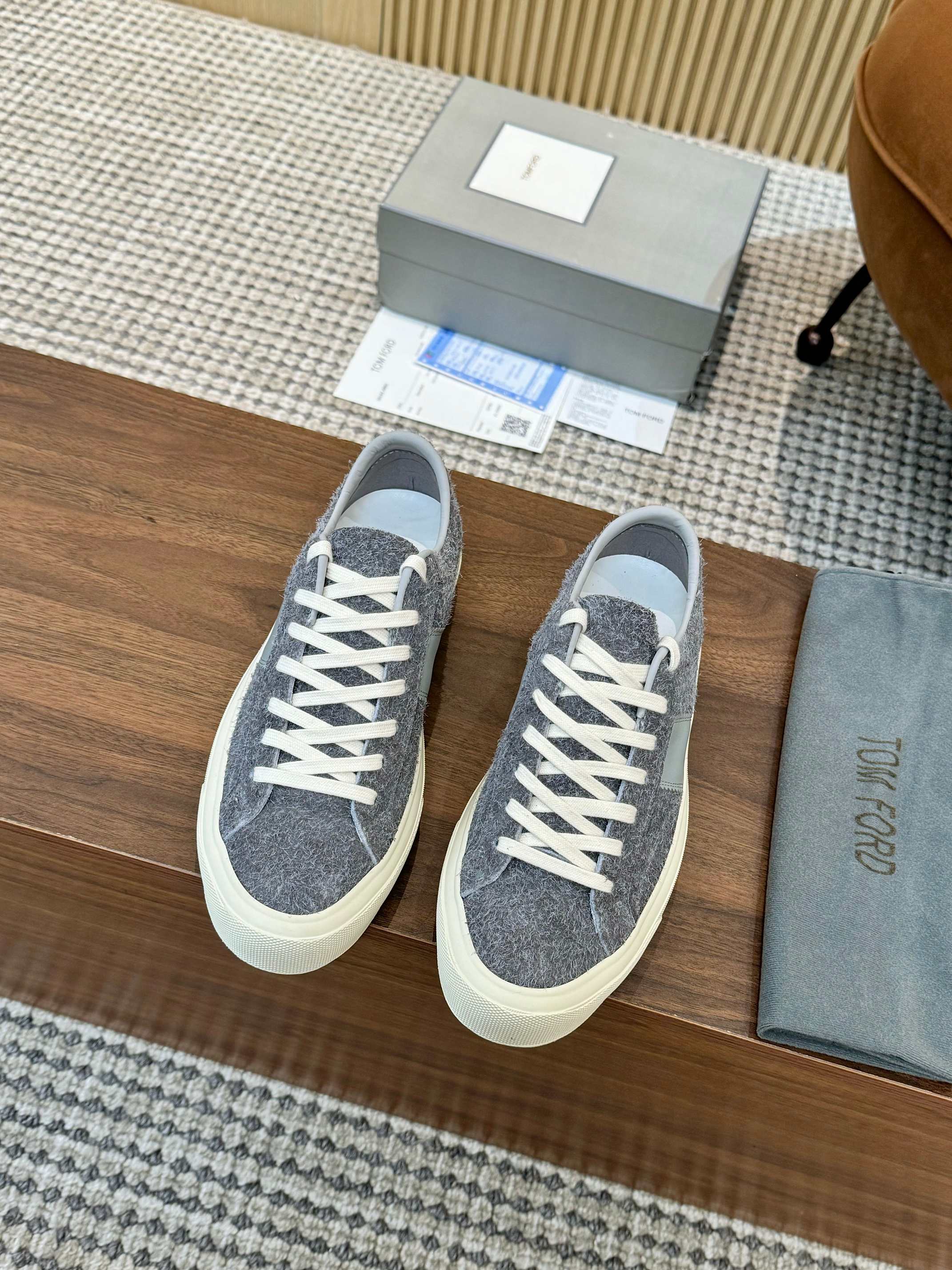 Tom Ford Men's Gray Suede Low-Top Sneakers Designer Casual Shoes 5 a1746411249323 4872