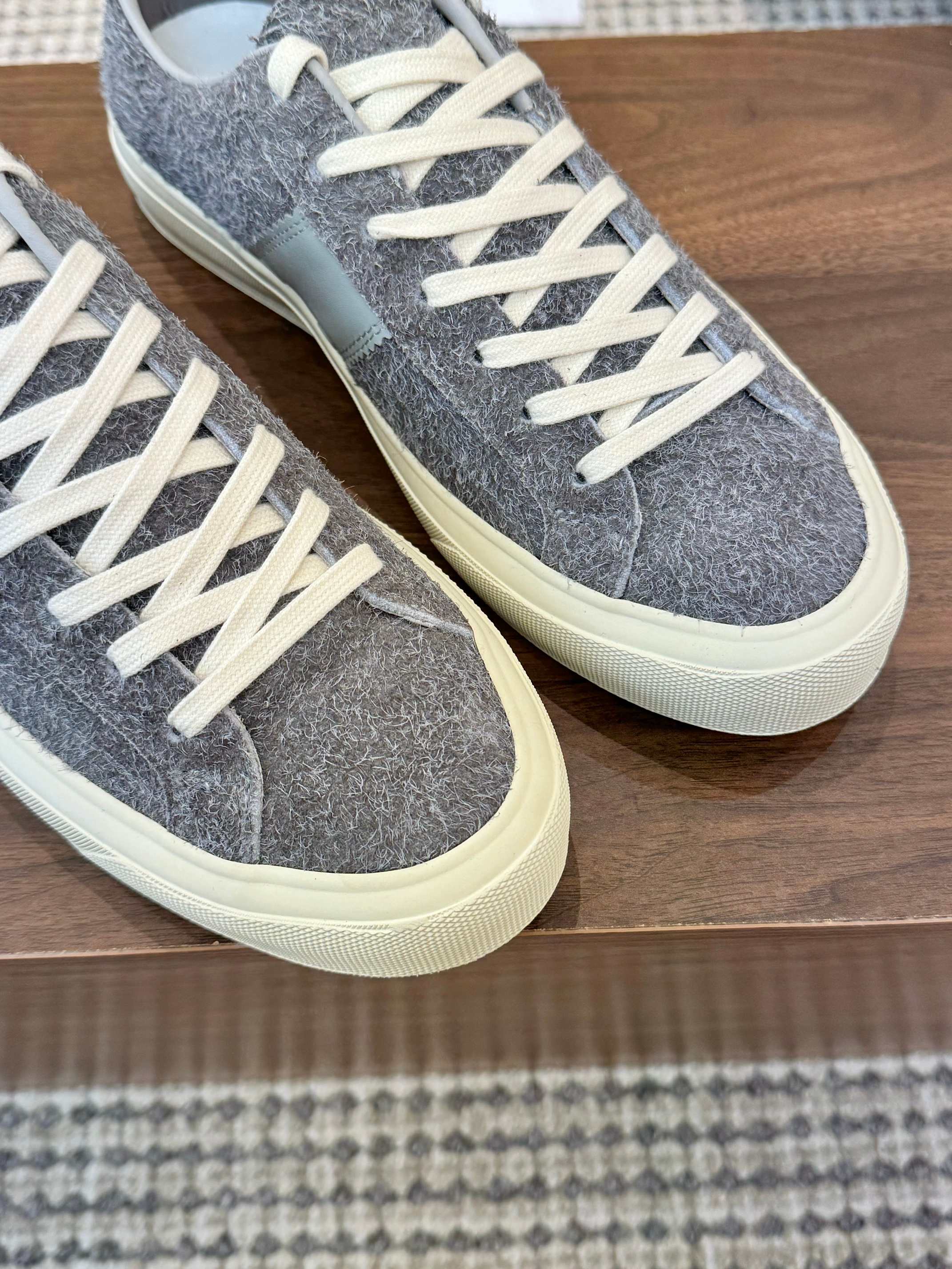 Tom Ford Men's Gray Suede Low-Top Sneakers Designer Casual Shoes 12 a1746411254830 0804