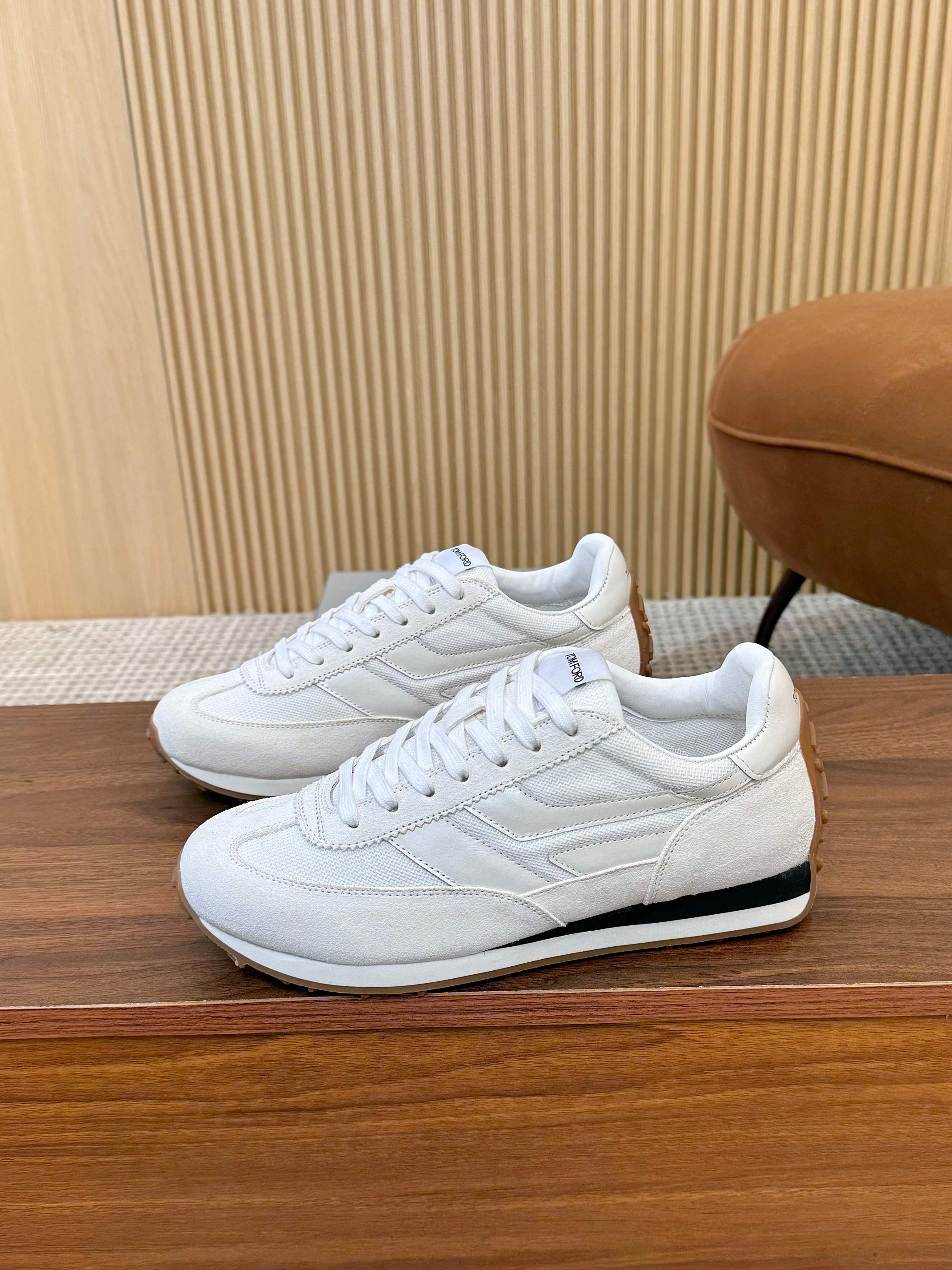 Tom Ford Mick Sneakers: Classic Luxury Shoes for Comfort and Style - 图片 3