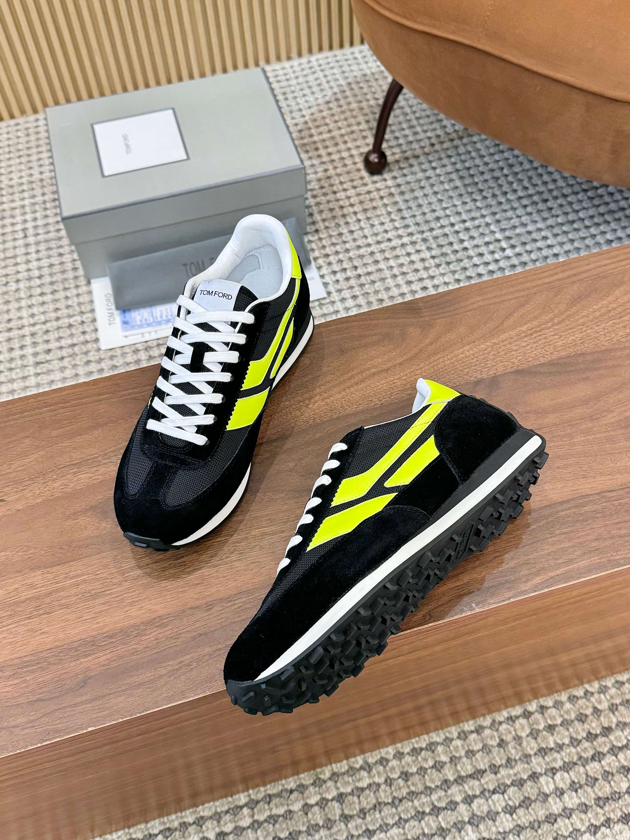 Luxury Tom Ford Mick Sneakers: Classic, Comfortable, and Stylish in 2025 - 图片 5