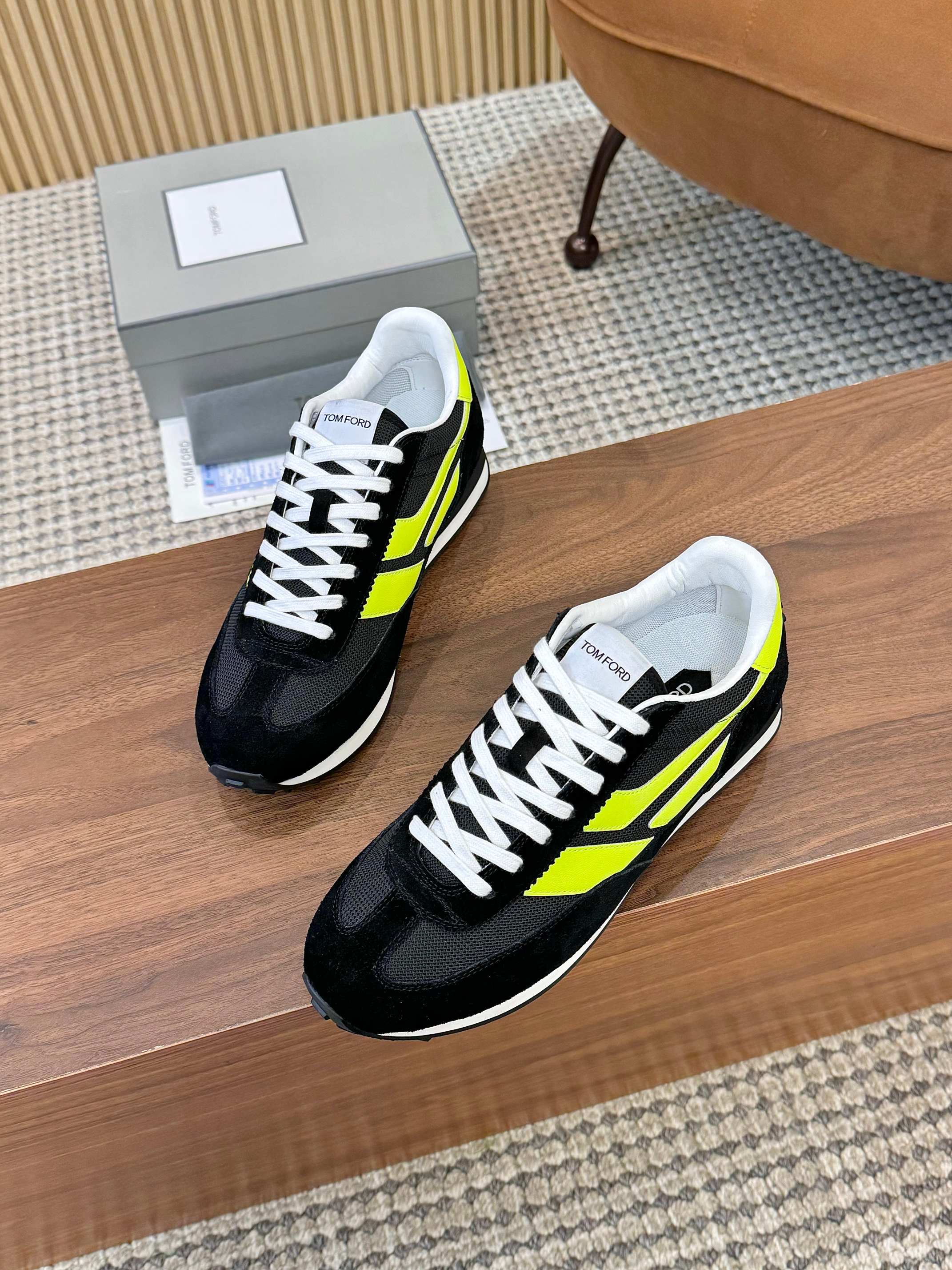 Luxury Tom Ford Mick Sneakers: Classic, Comfortable, and Stylish in 2025 - 图片 6