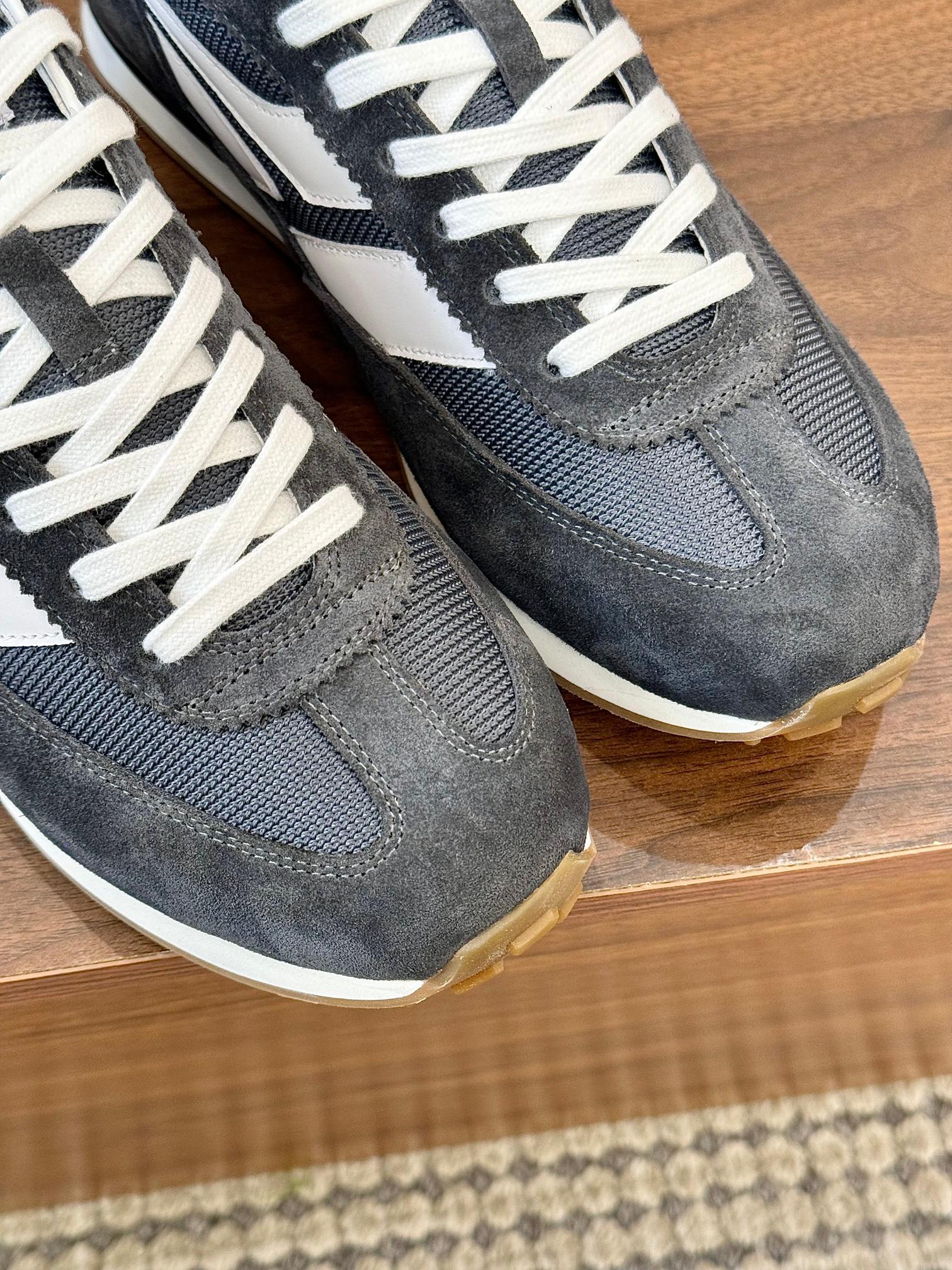 Luxurious Tom Ford Mick Sneakers: Classic, Comfortable, and Stylish in Every Closet - 图片 9