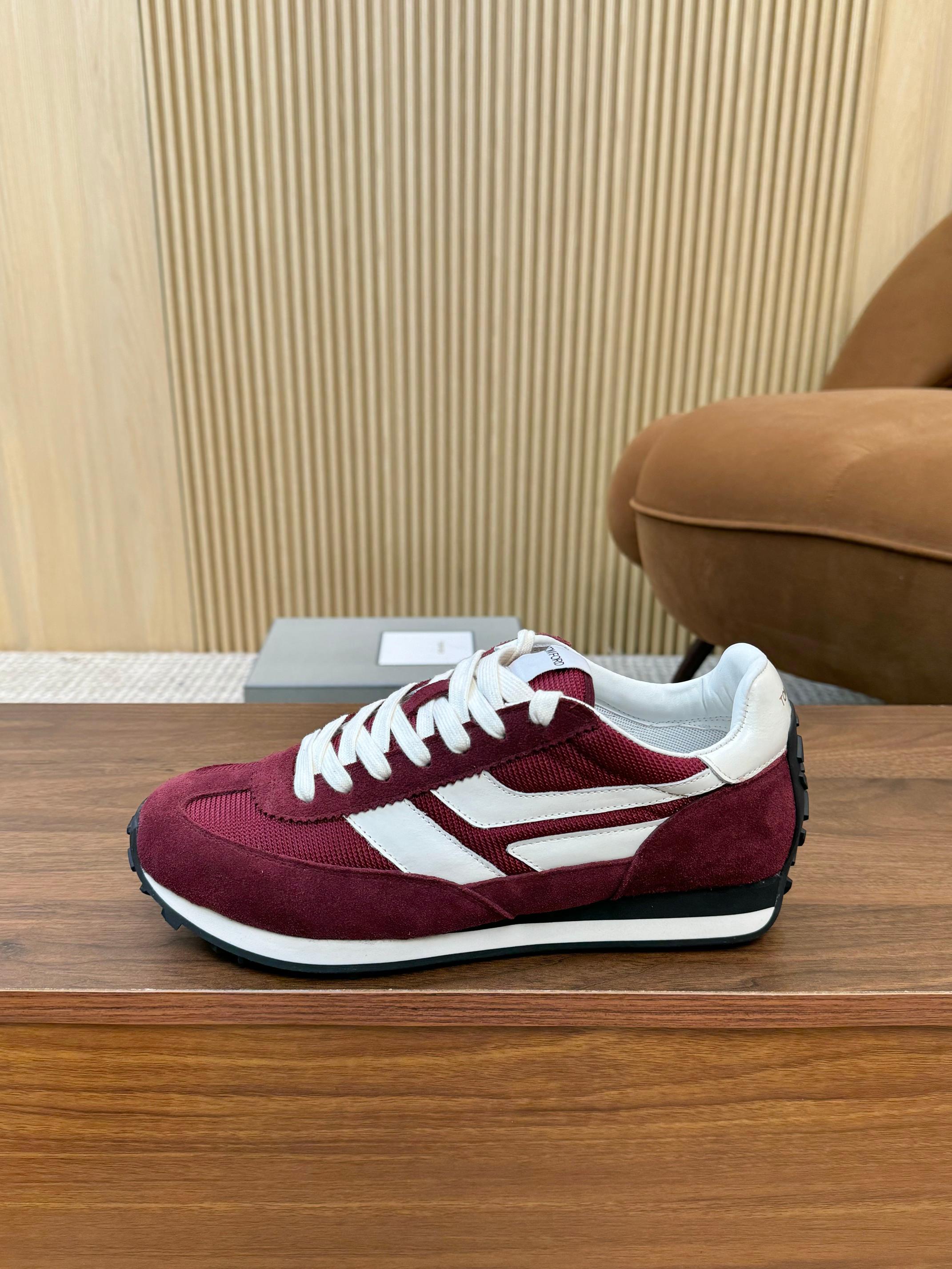 NO:354629,Tom TOM FORD American fashion light luxury 2025 hot model [Firecracker][Strong] size39-45[Strong][Strong] TOM FORD comes from European and American brands, original trading order, rare in China, not easy to collide [Strong][Strong] Wear in spring and summer to autumn and winter, cross the temperature difference limit, and can control various styles of wear, fabrics, classic contrasting color splicing, casual and versatile, imported sheepskin in the inner foot pad is more sweat-absorbing, and 3cm inside the foot pad makes your feet more comfortable. Exclusive mold opening and then fill the combination imported wear-resistant velvet contrasting colored large bottom, which tests the process requirements, and is comfortable and versatile when worn, perfect lines. [Strong][Strong] Top original order quality, supports counter comparison  Various color factories continue to synchronize the official website update...39-45, (38-46 fixed codes do not return or replace) pictures will explode. [Firecrackers][Firecrackers][Firecrackers][Firecrackers][Fireworks][Fireworks][Fireworks],,tom ford,sheepskin19860909实价汤姆 TOM FORD 美国时尚轻奢2025爆款款[爆竹][强]size39-45[强][强]TOM FORD来自欧美品牌,贸易原单,国内罕见,不易撞款 [强][强]春夏穿到秋冬,跨越温差限制,又能驾驭各种风格穿搭,面料 经典撞色拼接 休闲百搭,内里垫脚进口羊皮更加吸汗,垫脚内增3cm让您的脚更加舒服.独家开模再填充组合进口耐磨绒撞色大底,极度考验工艺要求,穿上舒适百搭 线条完美.[强][强]顶级原单品质,支持专柜比对 各种颜色工厂持续同步官网更新…39-45,（38-46定码不退不换）转图必爆.[爆竹][爆竹][爆竹][烟花][烟花][烟花],,tom ford,sheepskin,Men's shoes