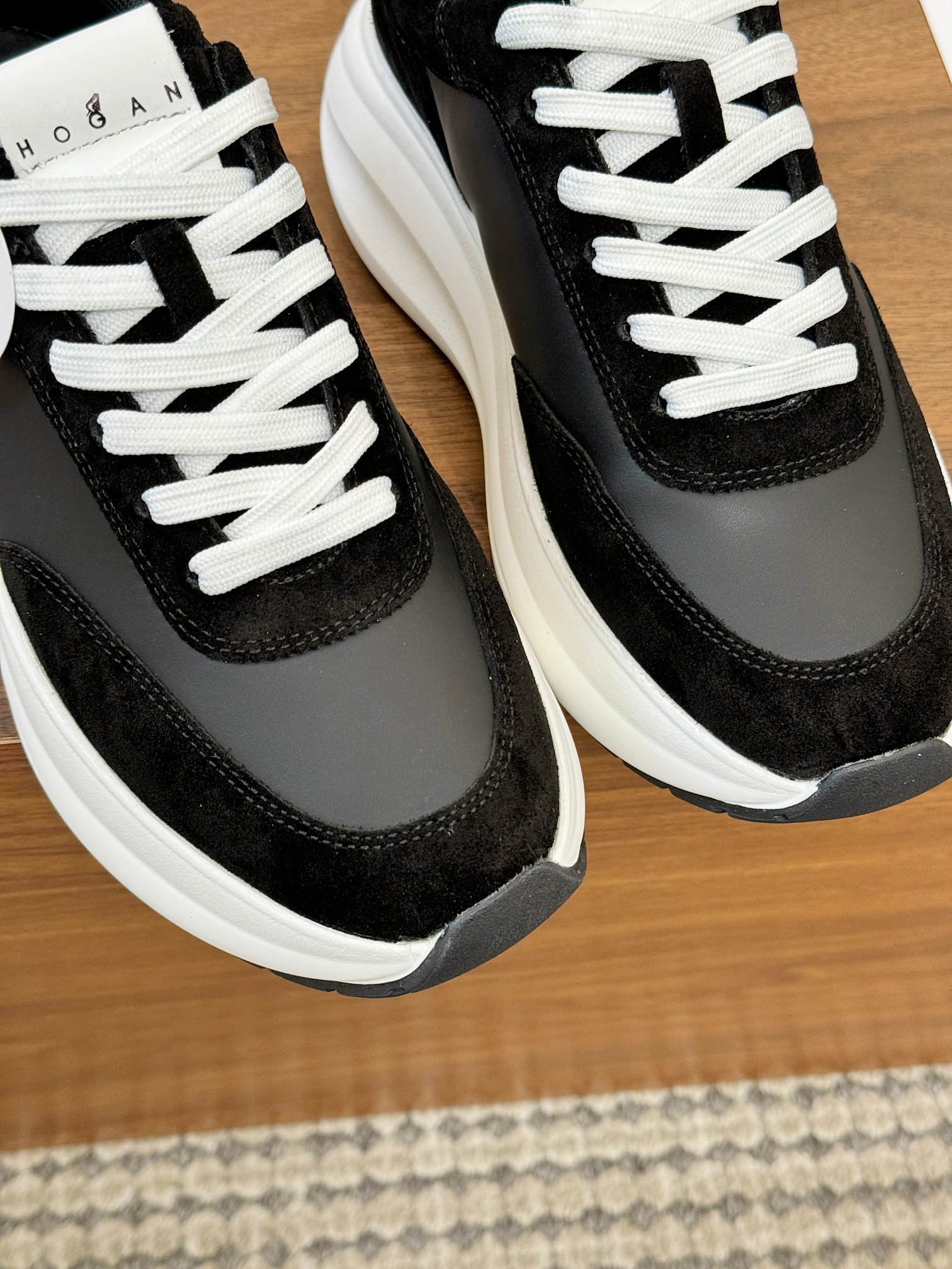 Designer Sneakers