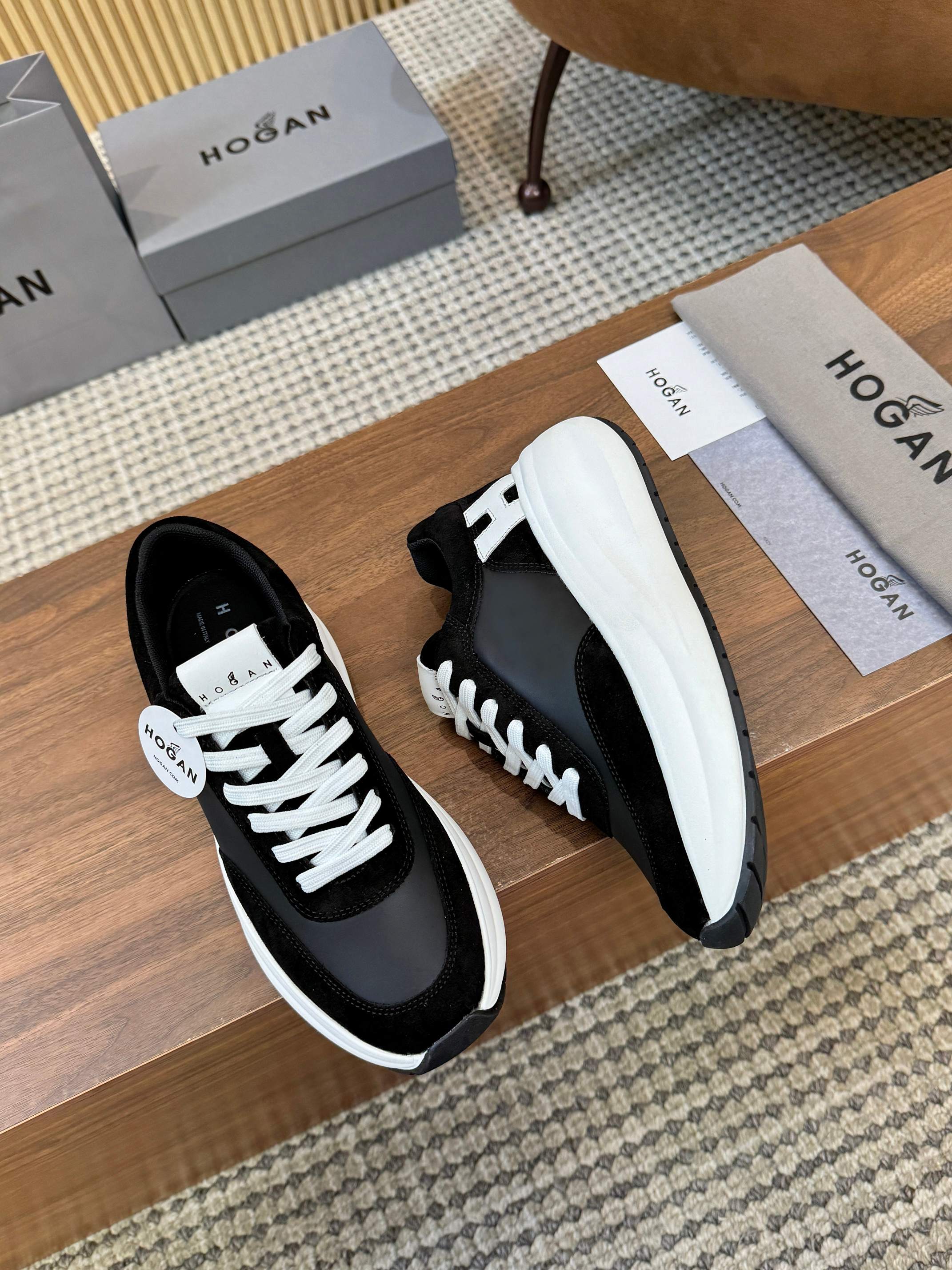Designer Sneakers