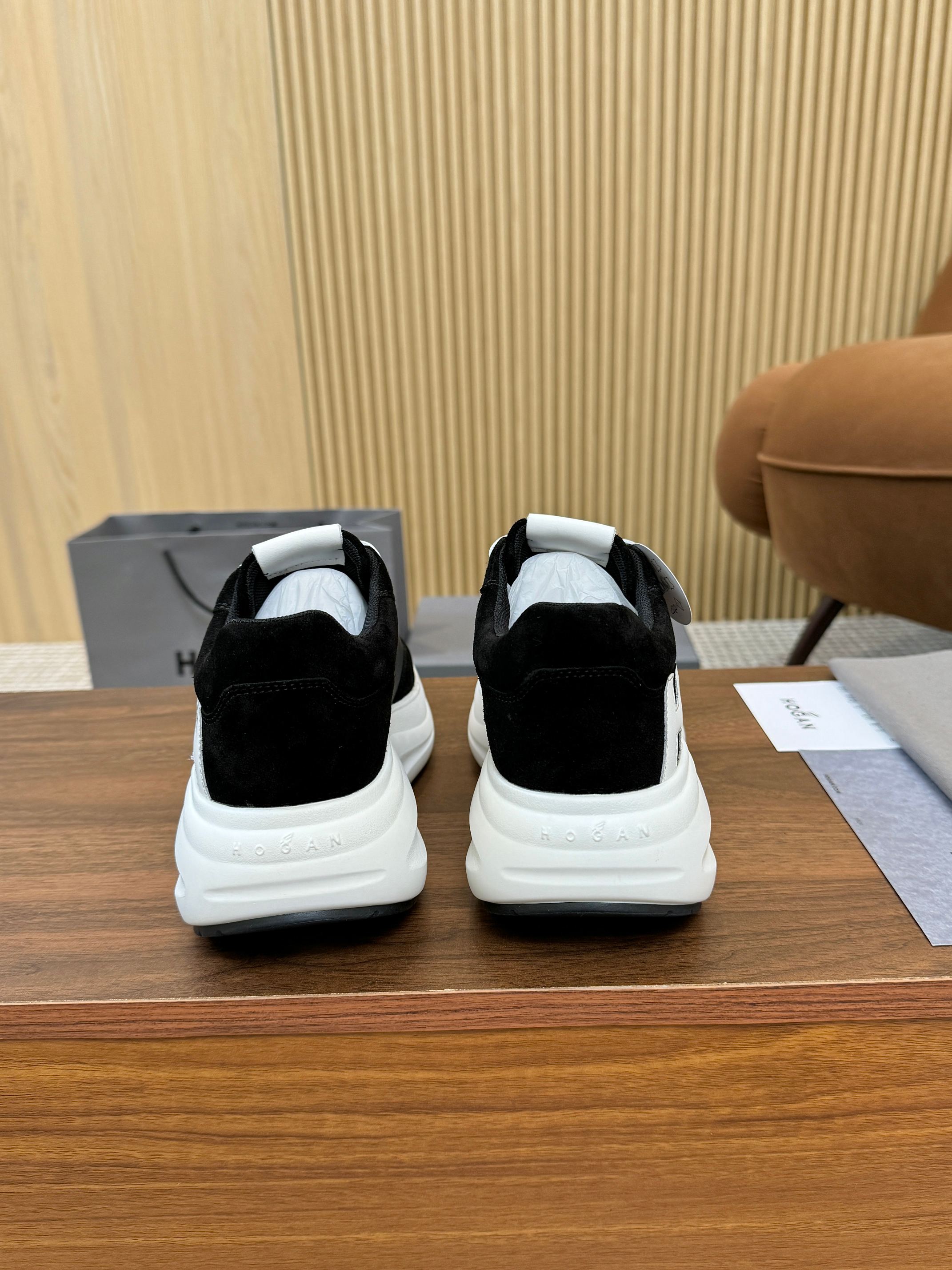 Designer Sneakers