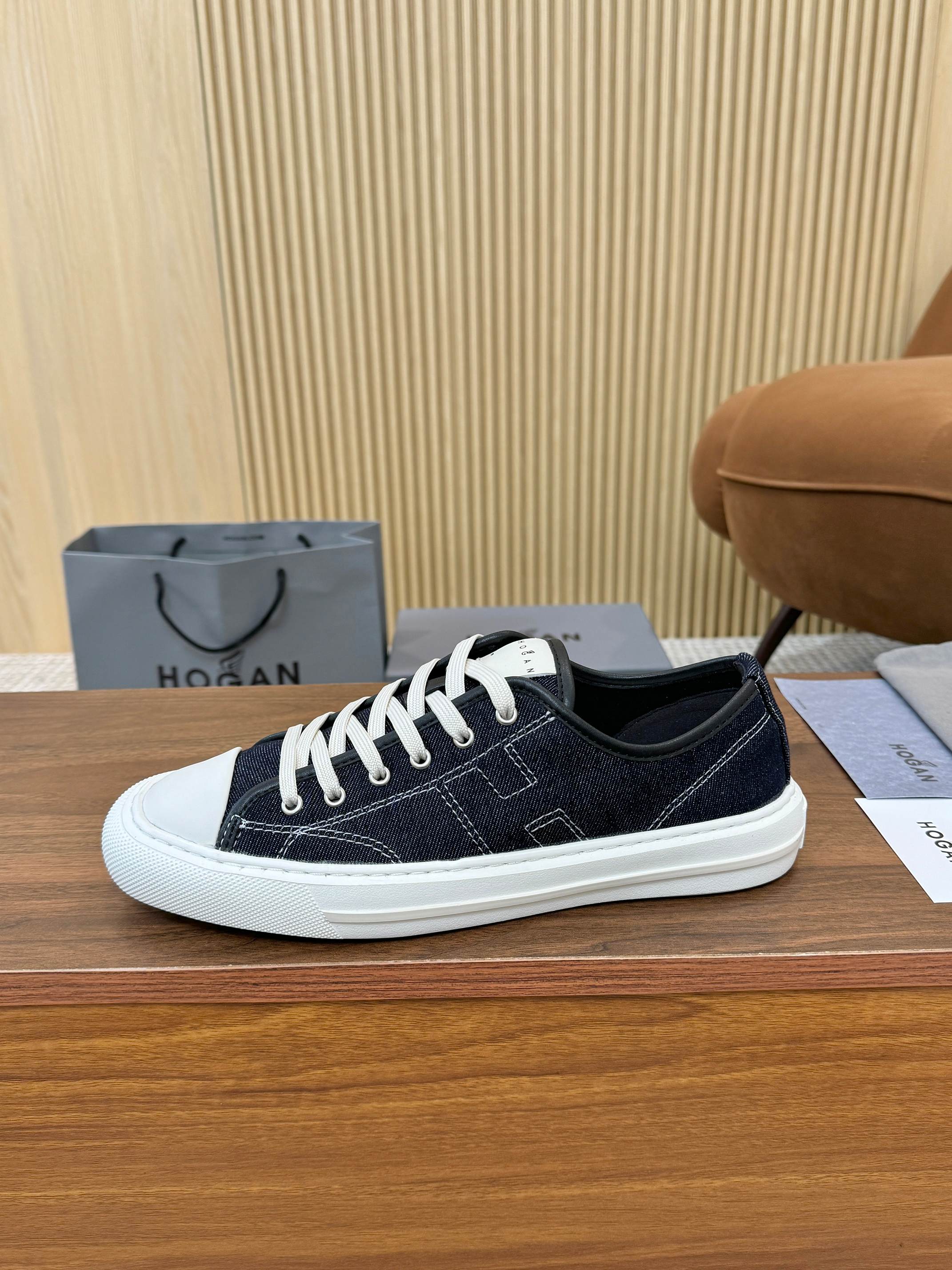 Designer Sneakers