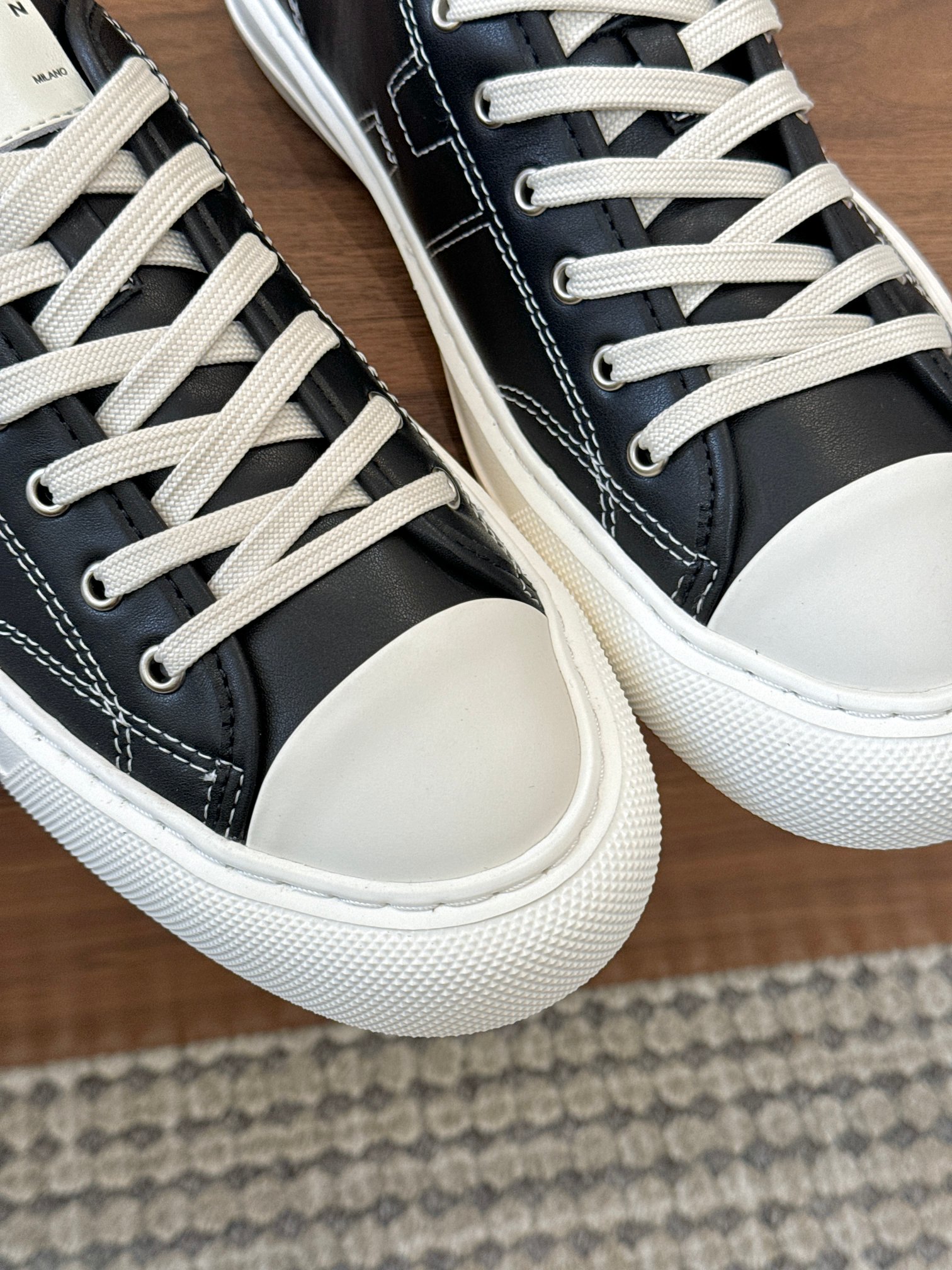 Designer Sneakers