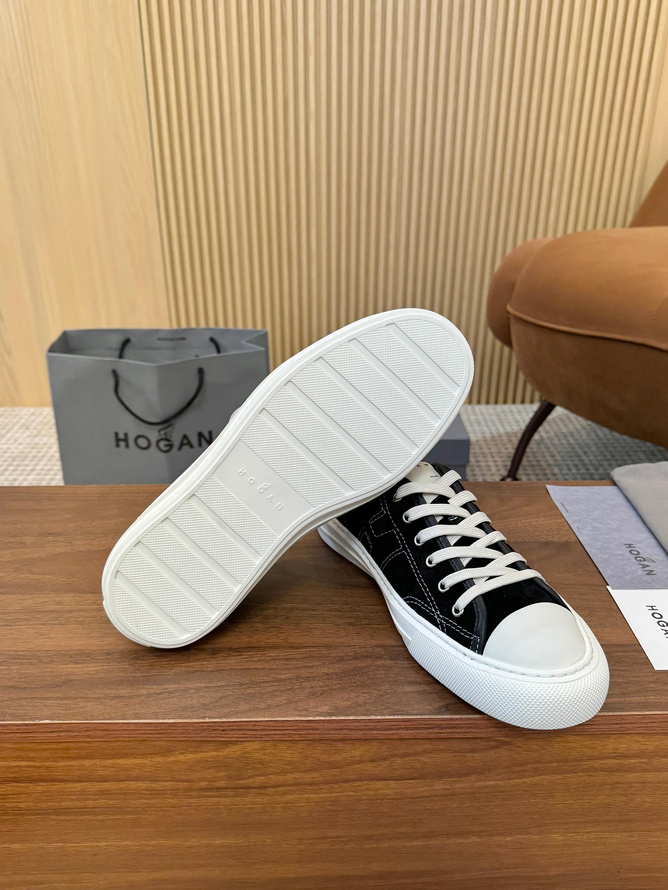 Designer Sneakers