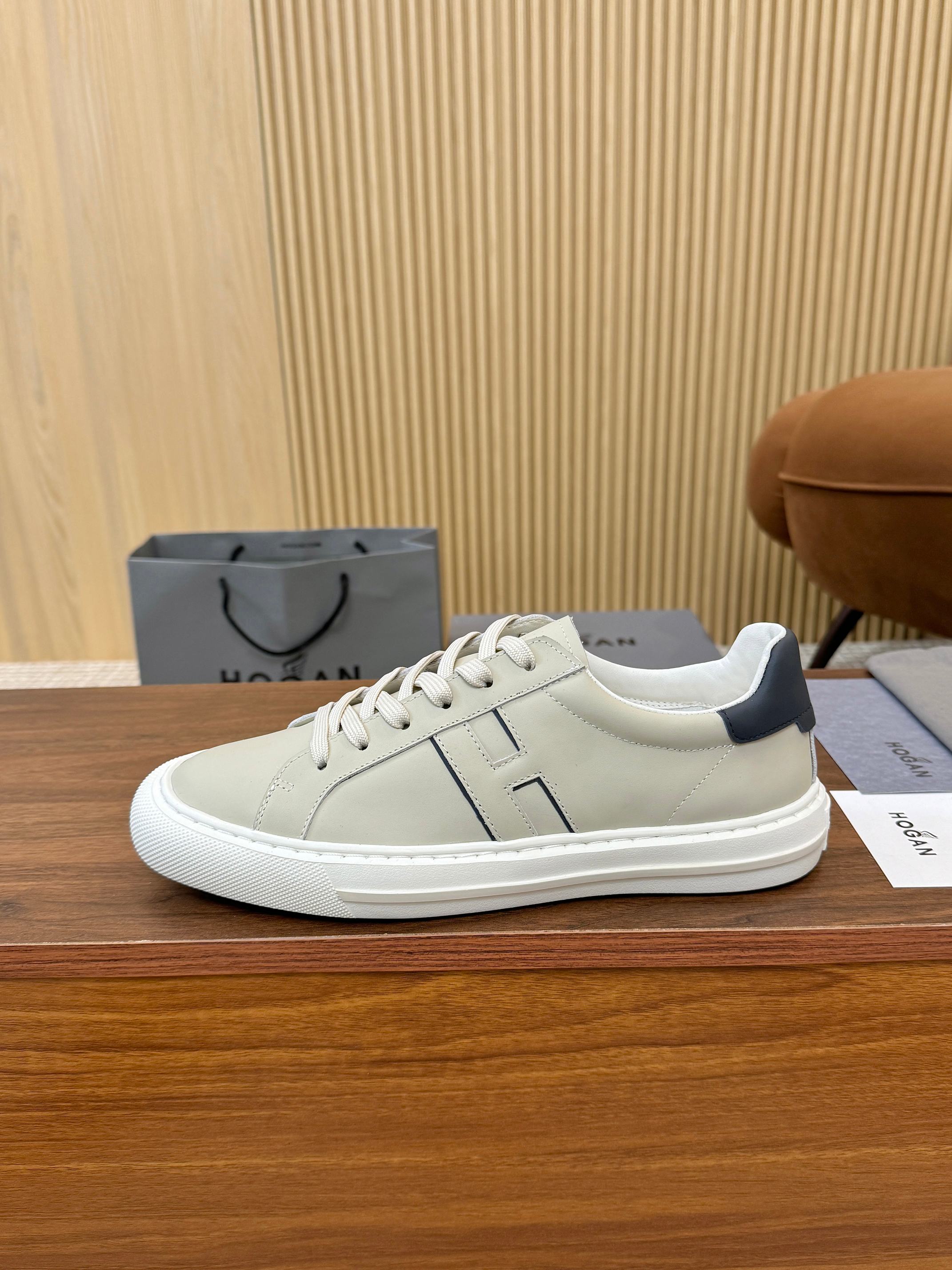 Designer Sneakers
