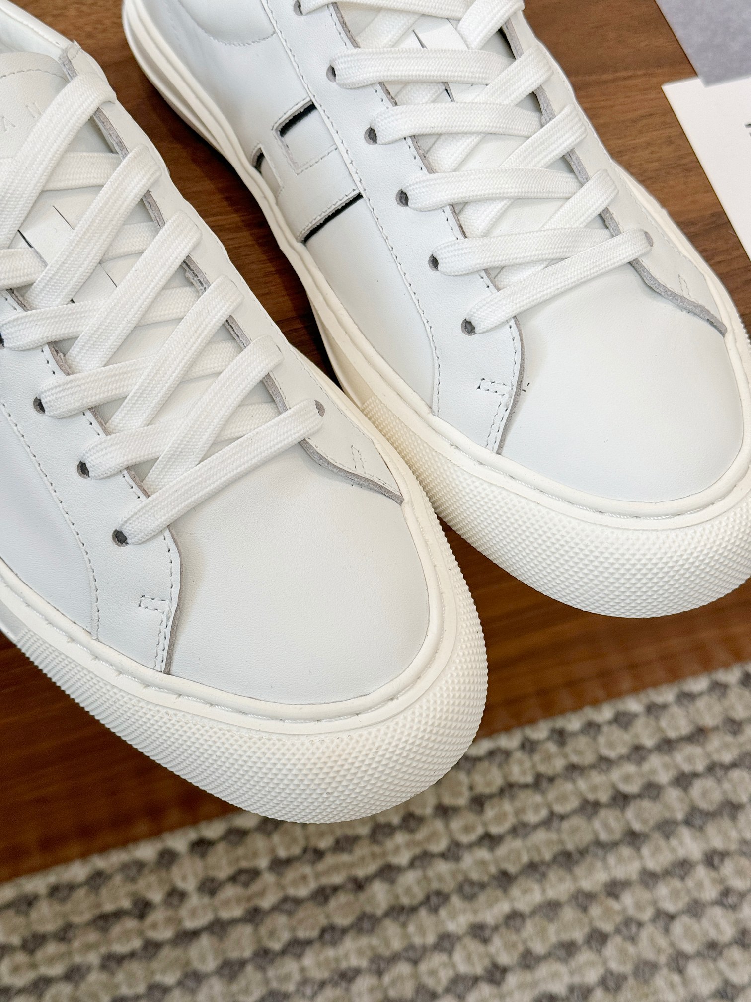 Designer Sneakers