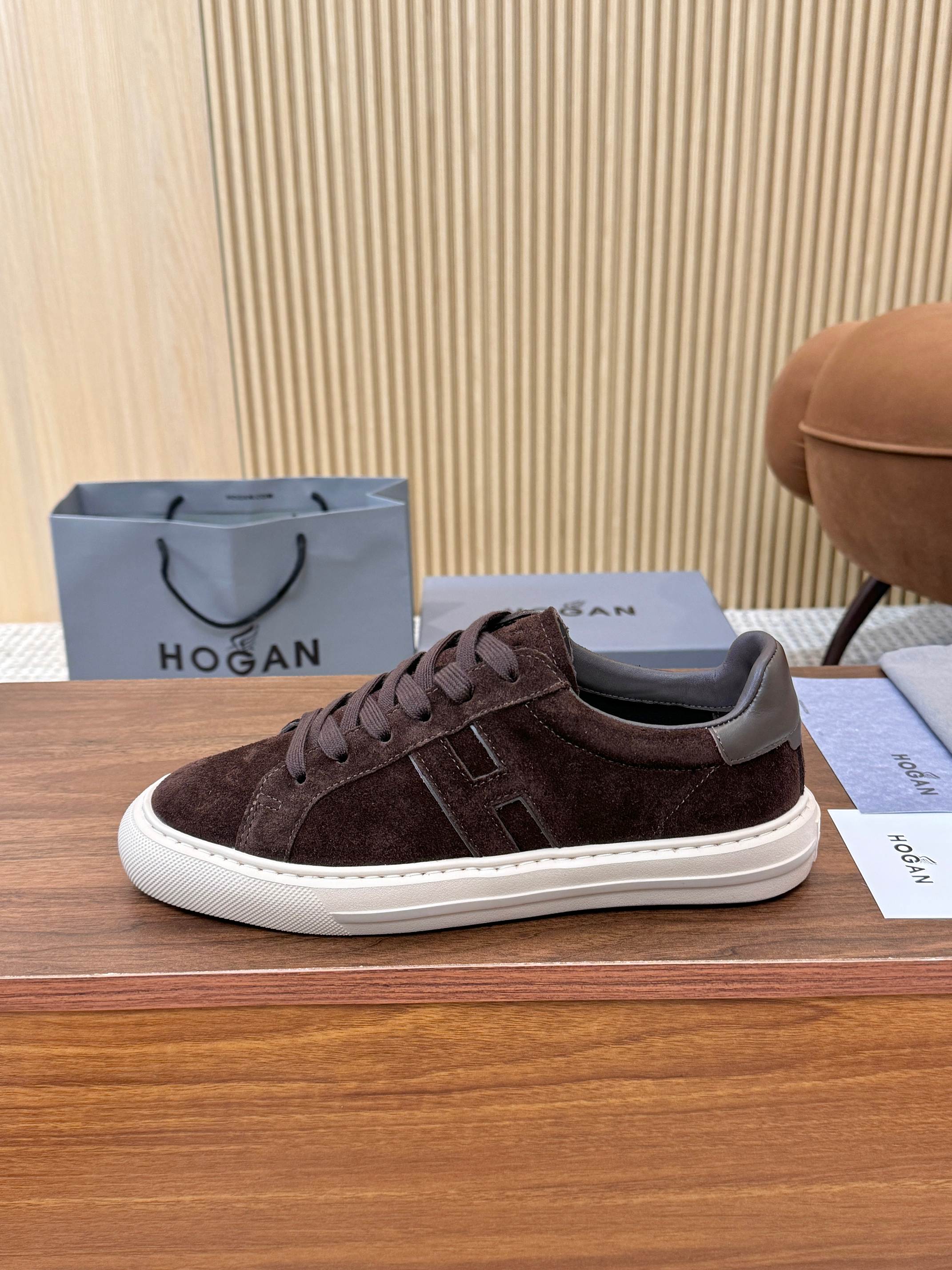 Designer Sneakers