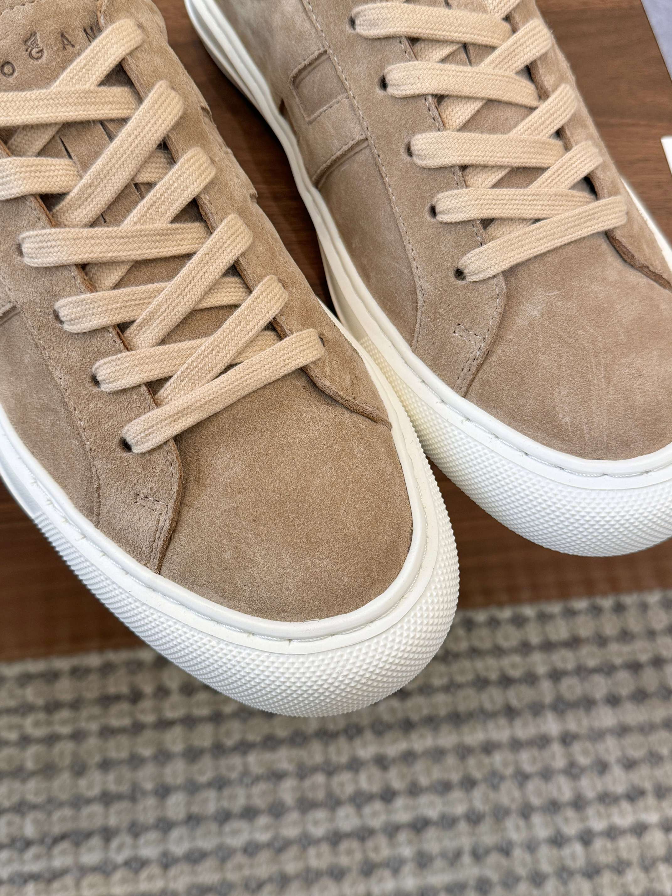 Designer Sneakers