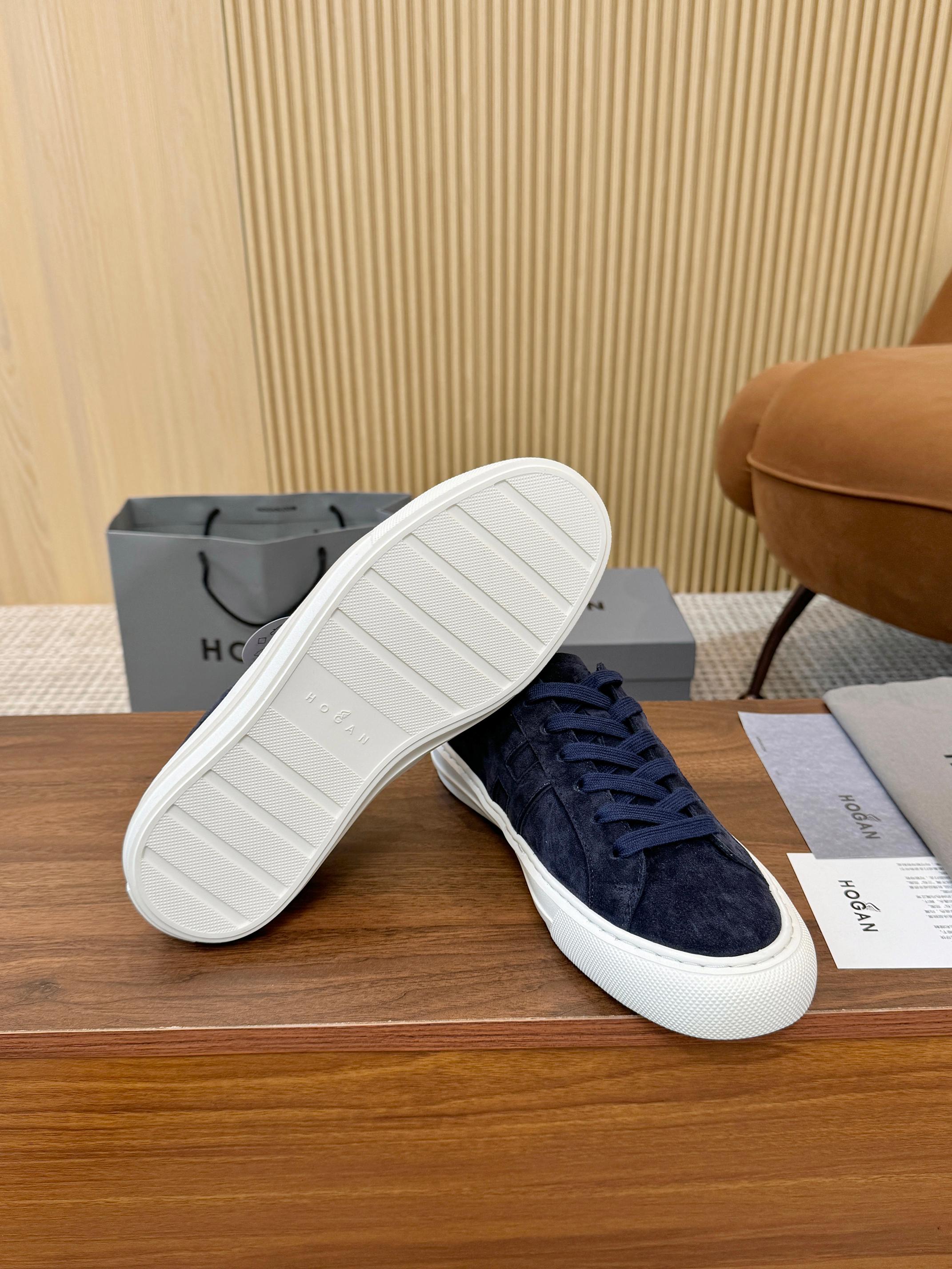 Designer Sneakers