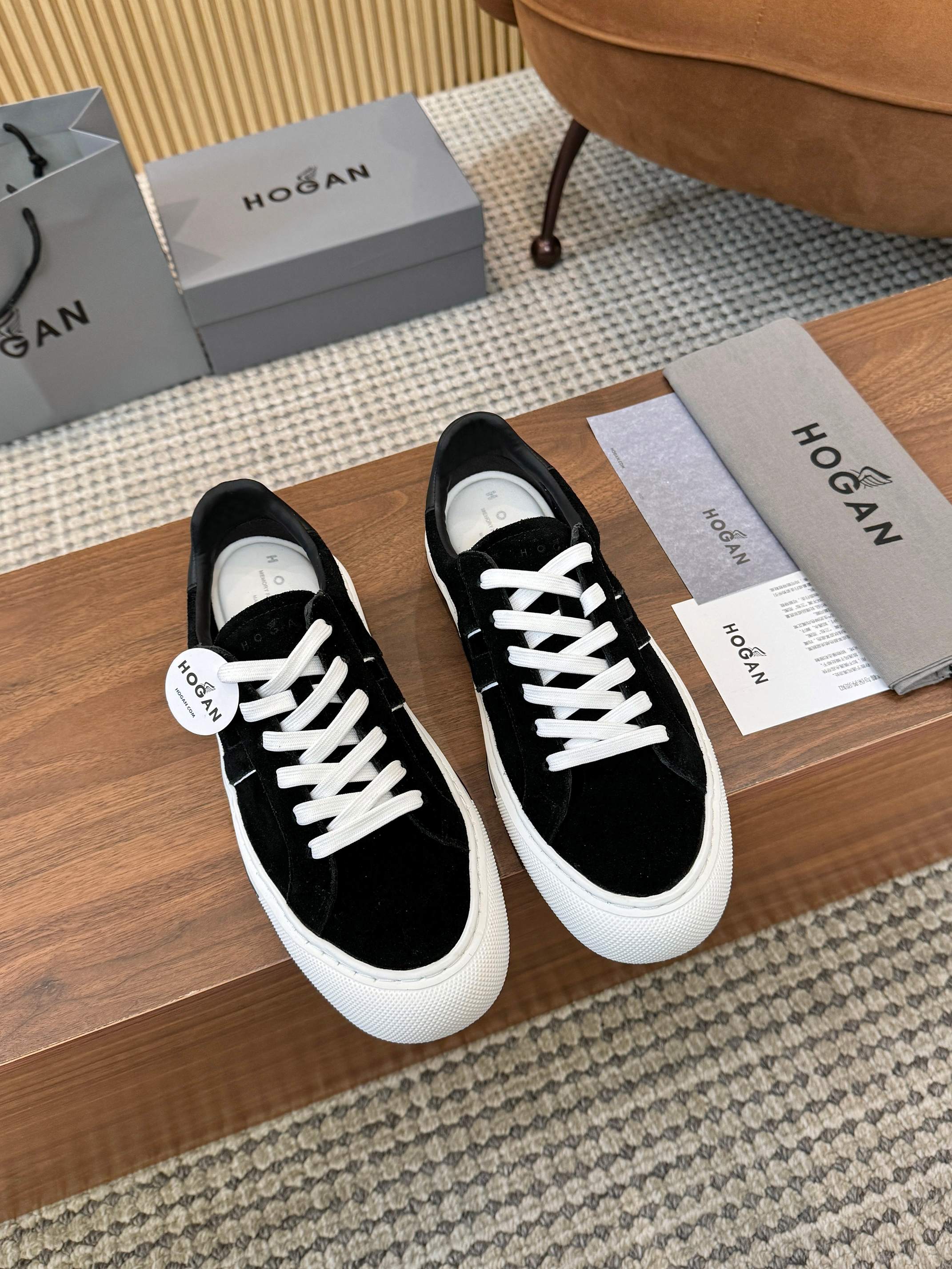 Designer Sneakers