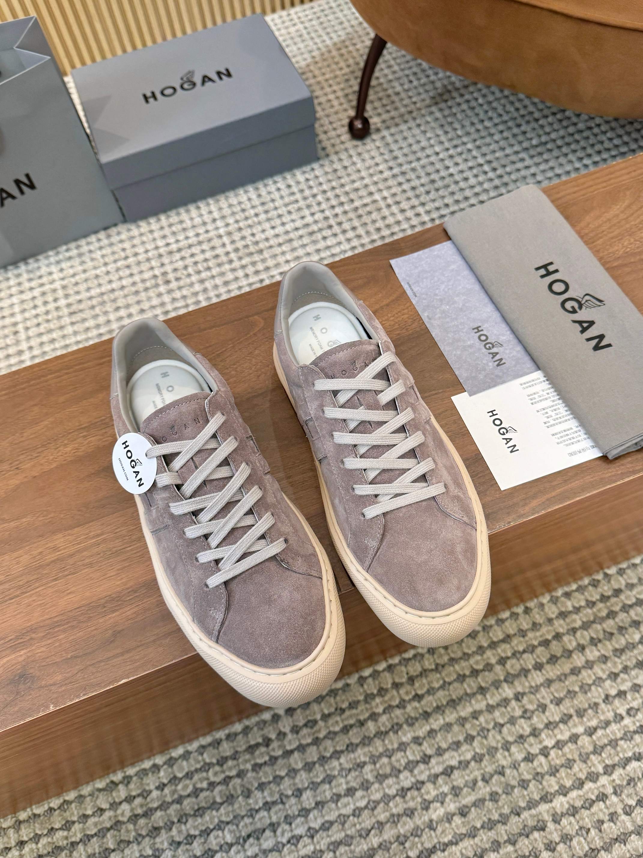 Designer Sneakers