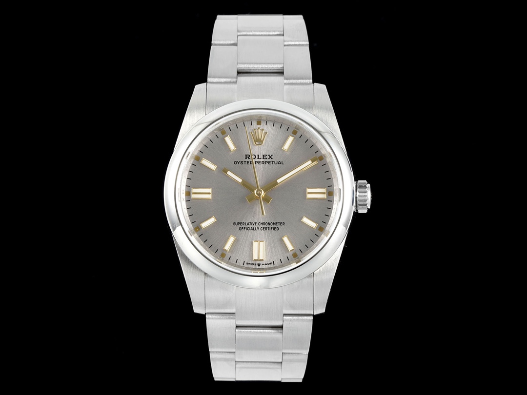 NO:156773,DIW new Rolex Oyster Perpetual 36 Series 1 is matched with Rolex's new movement; 2 is consistent with the original thickness of 12mm and the watch diameter is 41mm; 3 is polished font nails; top-grade Swiss ice blue luminous, consistent with Rolex's original luminous; 4 Super 904 steel; sapphire glass; 5 is top-grade workmanship, each strap perfectly matches the lugs, giving the wrist the highest comfort; every extreme detail is the sincerity of the factory's ingenious development!  !  ,,rolex19860909DIW新款劳力士蚝式恒动型36系列 1搭配劳力士全新机芯； 2与原装一致厚度12mm表径41mm； 3打磨字钉；顶级瑞士冰蓝色夜光,与劳力士原厂夜光一致； 4超级904钢材质；蓝宝石玻璃； 5顶级做工,每条表带与表耳完美契合,给予手腕最高的舒适度； 每个极致的细节都是工厂匠心开发的诚意！！,,rolex,Watch