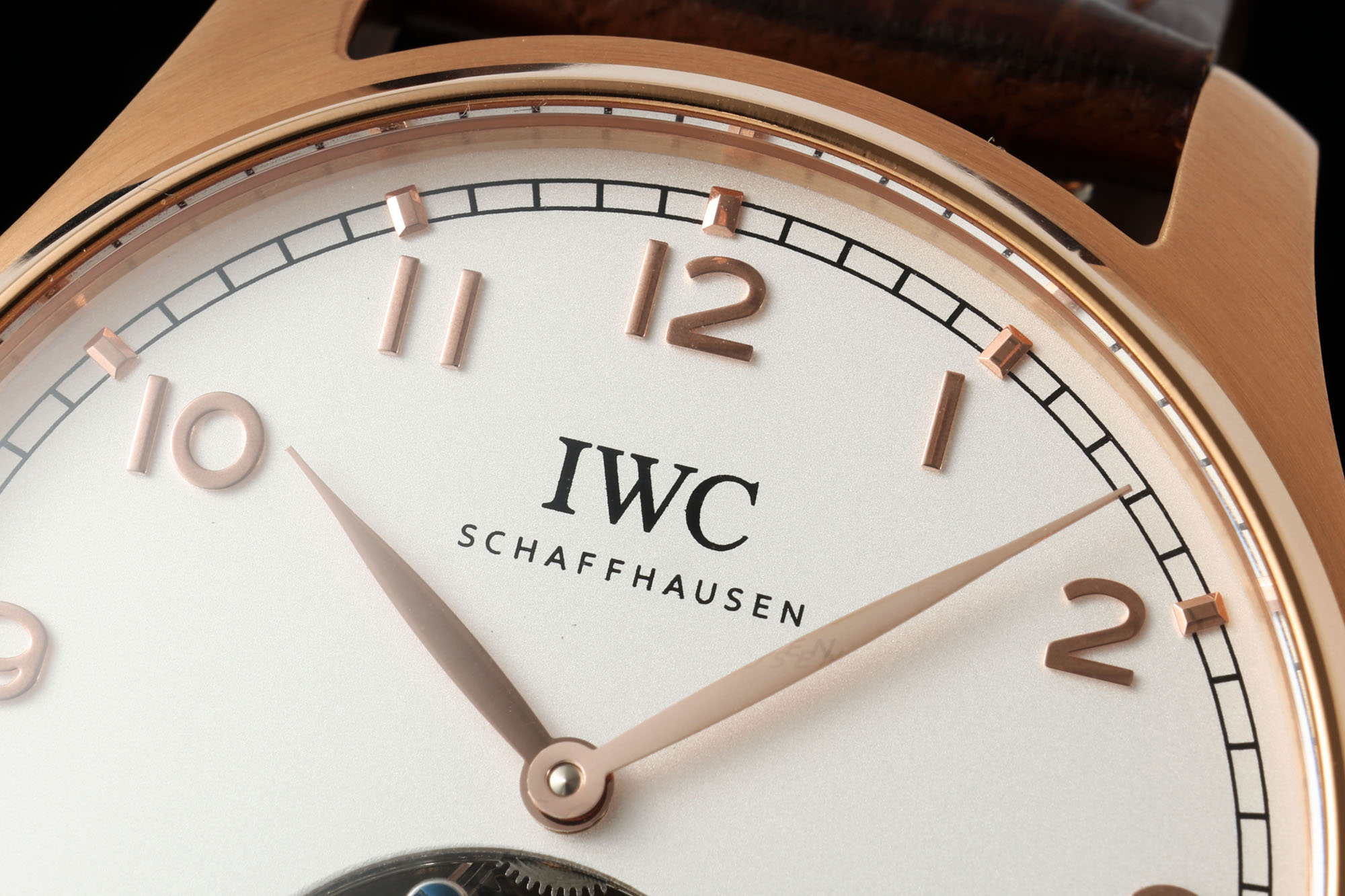 IWC 포르투기저 투르비용 시계 42524 이미지 4