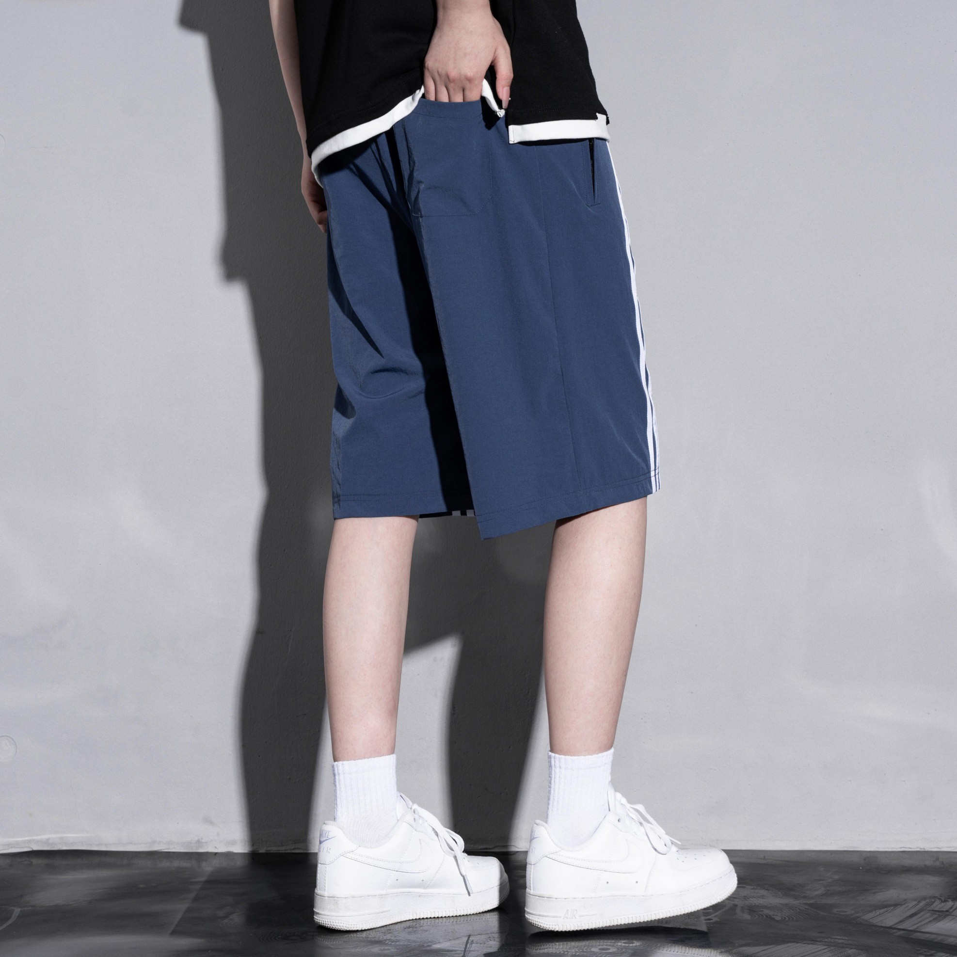 YLD6657#P: Adidasdas Embroidered Exercise Shorts for Couples, Custom Dry Sports Fabric, Adjustable Waist. - 图片 3